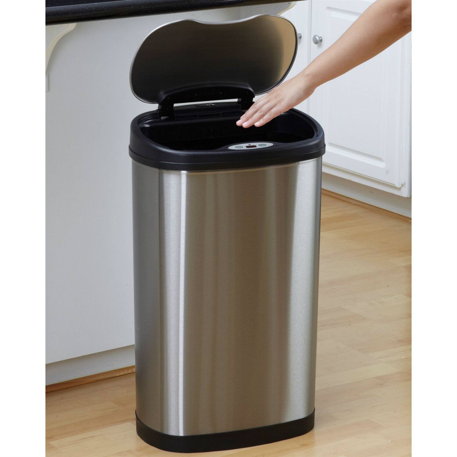 Angle. Hivvago - Stainless Steel 13 Gallon Touchless Kitchen Trash Can - Silver.