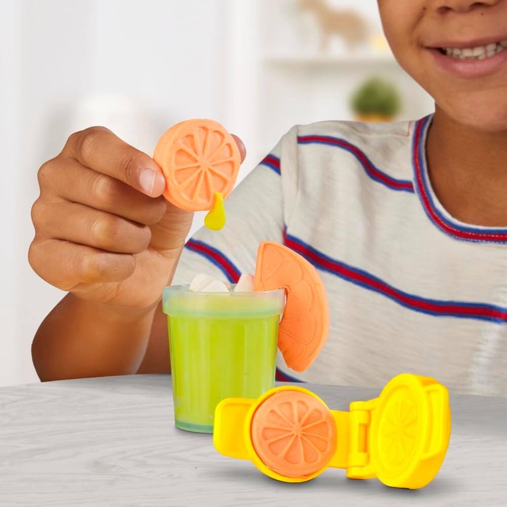 Play Doh Fridge Fun Playset with 38 Kitchen Tools, 10 Large 3 oz ...