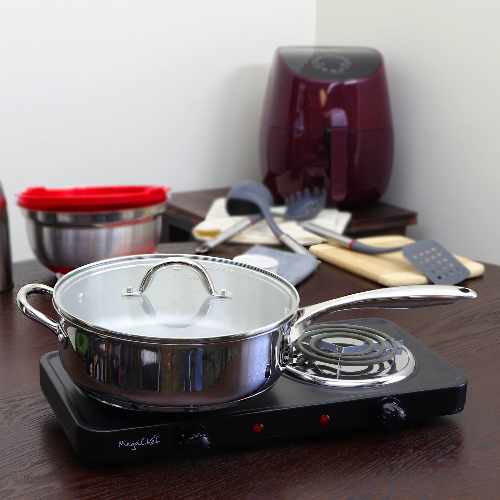 Alt View 3. Oster - Oster Cuisine Saunders 4.2 Quart Sauté Pan with Lid - Silver.