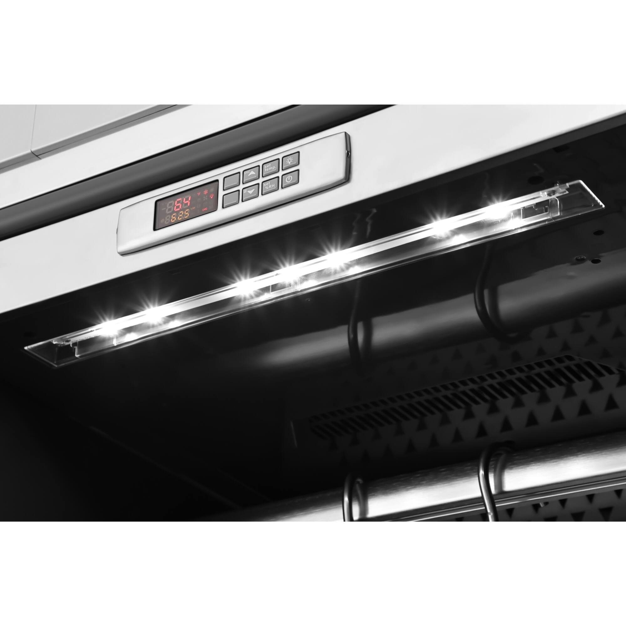 The text on the image reads "864 864".