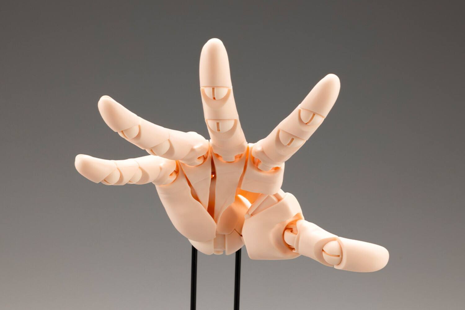 Alt View 2. PopMarket - Kotobukiya - Takahiro Kagami - Artist Support Item - Hand Model/L (Pale Orange)   - COLLECTIBLES - Multicolor.