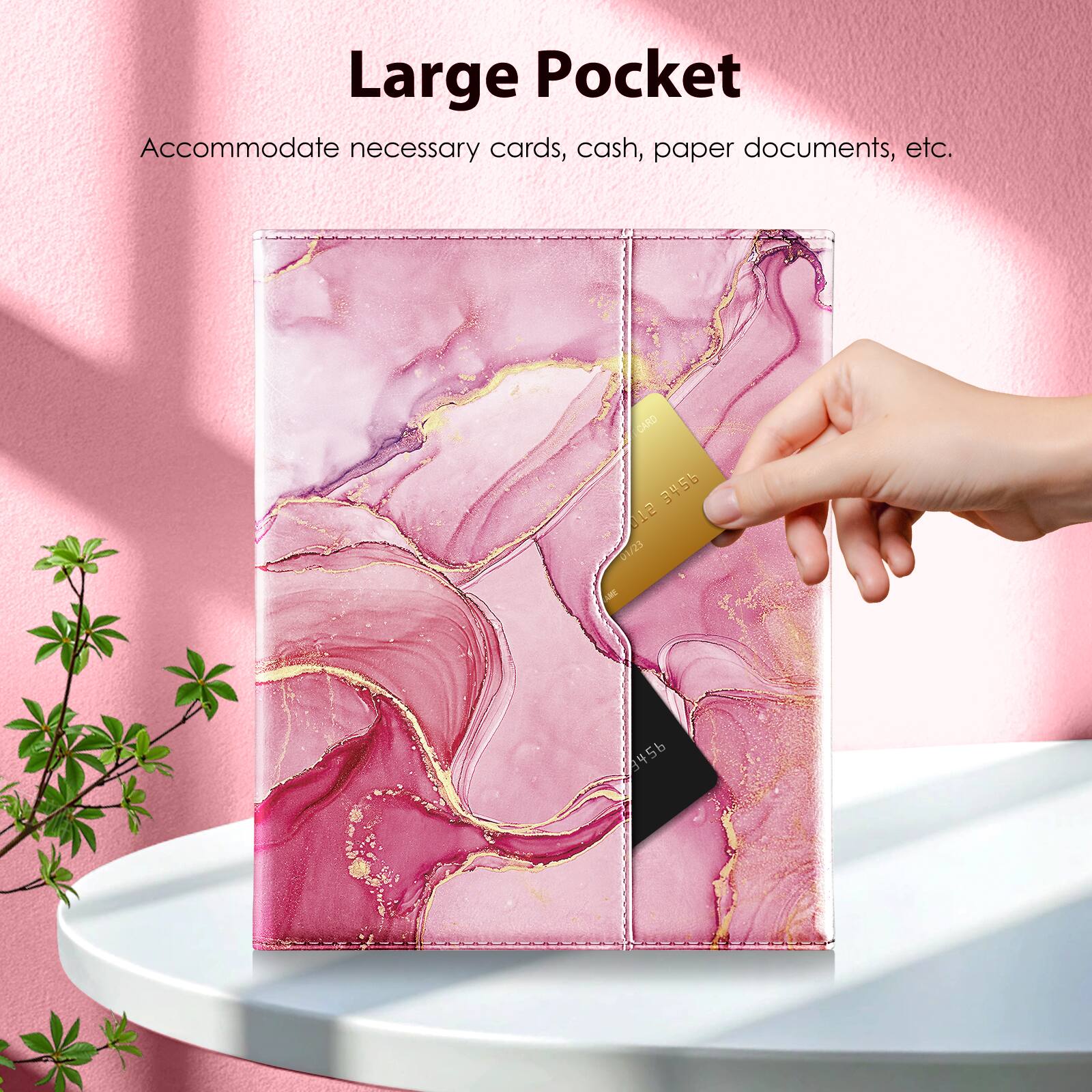 Large Pocket  
Accommodate necessary cards, cash, paper documents, etc.
