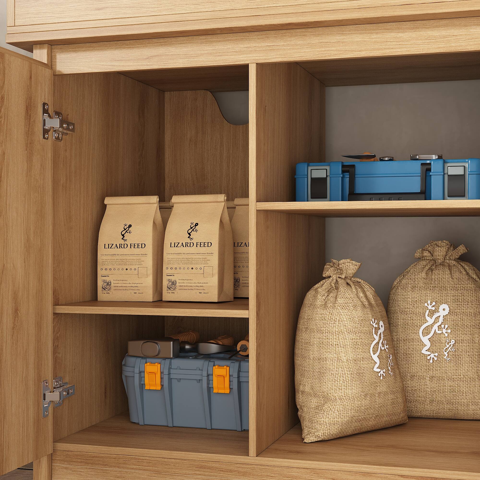 LIZARD FEED  
LIZARD FEED  
LIZARD FEED