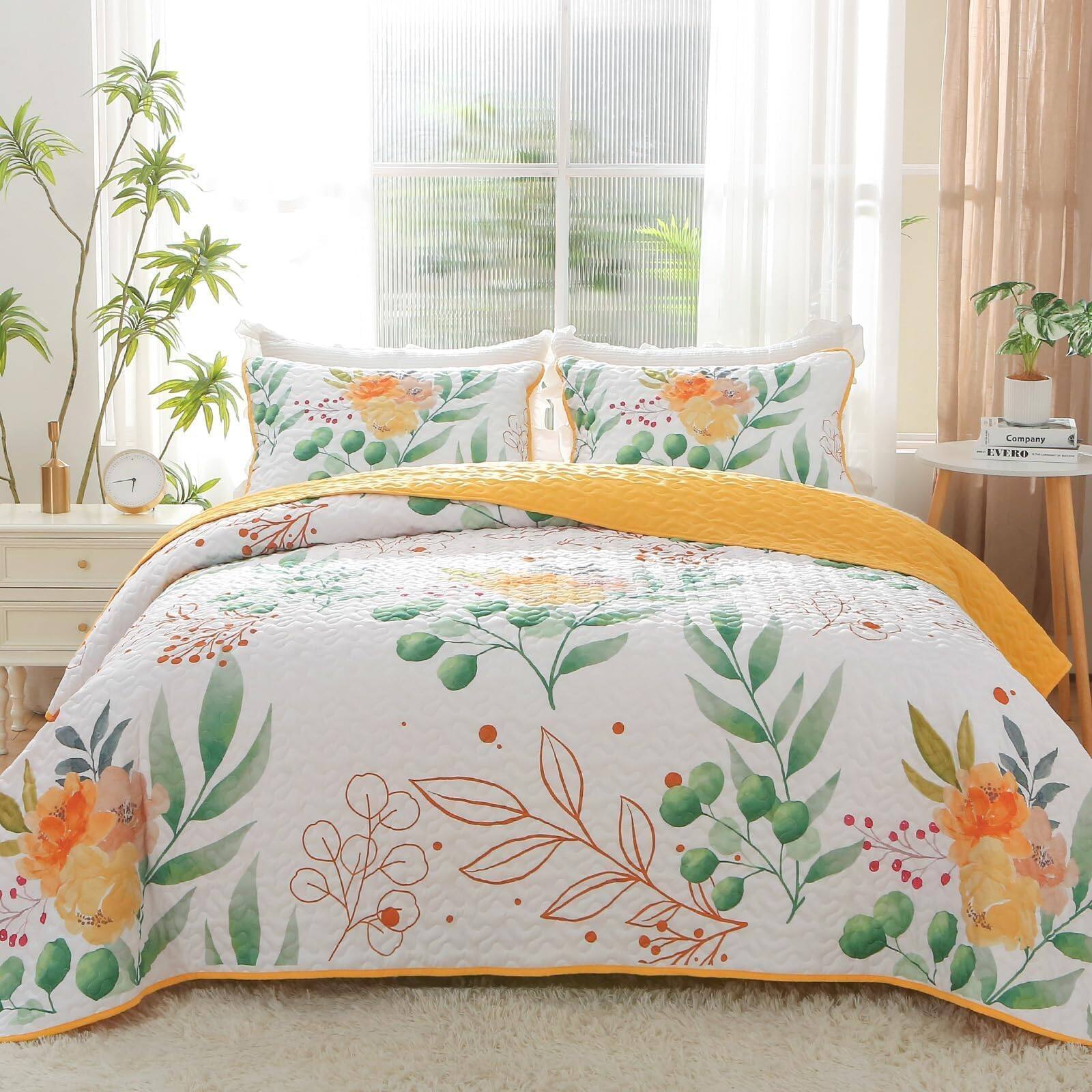 Earthley Blooms - Botanical Quilt Set Summer Lightweight Coverlet Colorful Floral Bedspread 3 Pieces Soft Microfiber Plants - Yellow-King