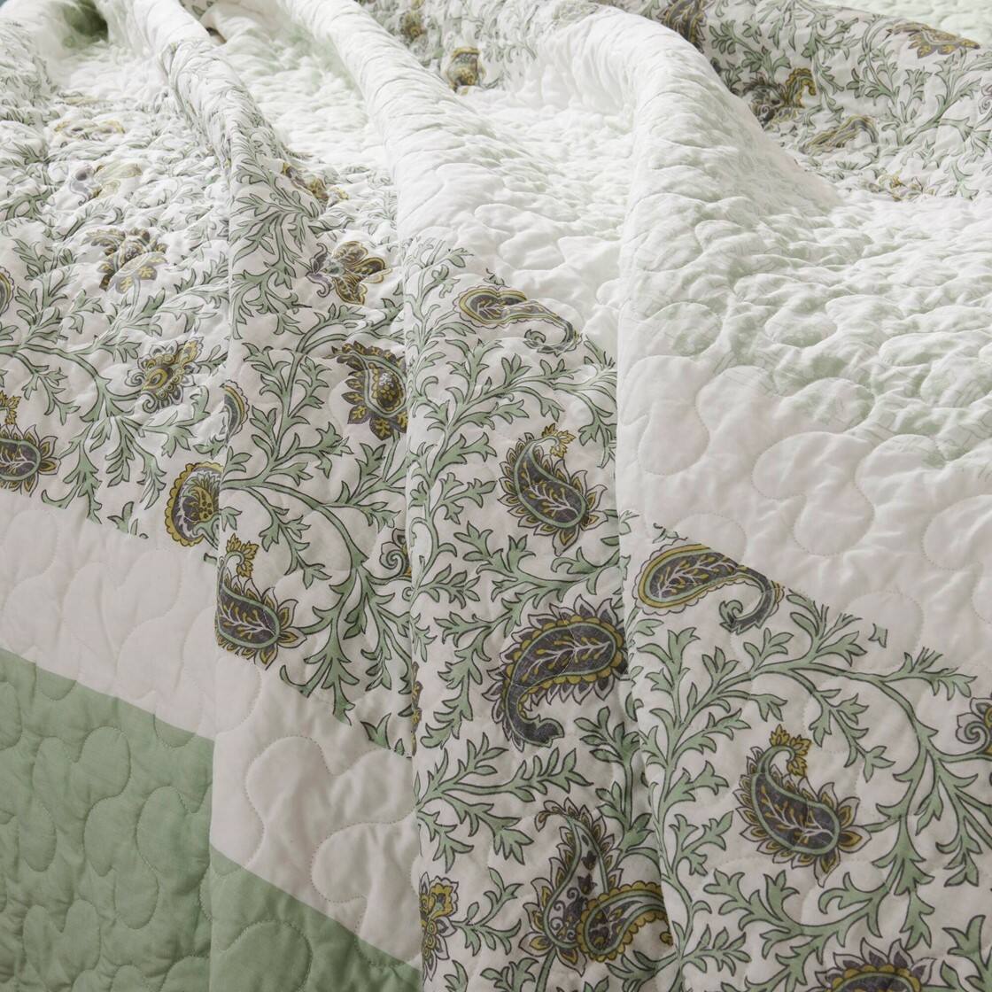 Alt View 4. Gracie Mills - Gracie Mills Singleton Reversible Paisley Lace 6-Piece Cotton Percale Quilt Set - Sage Green.