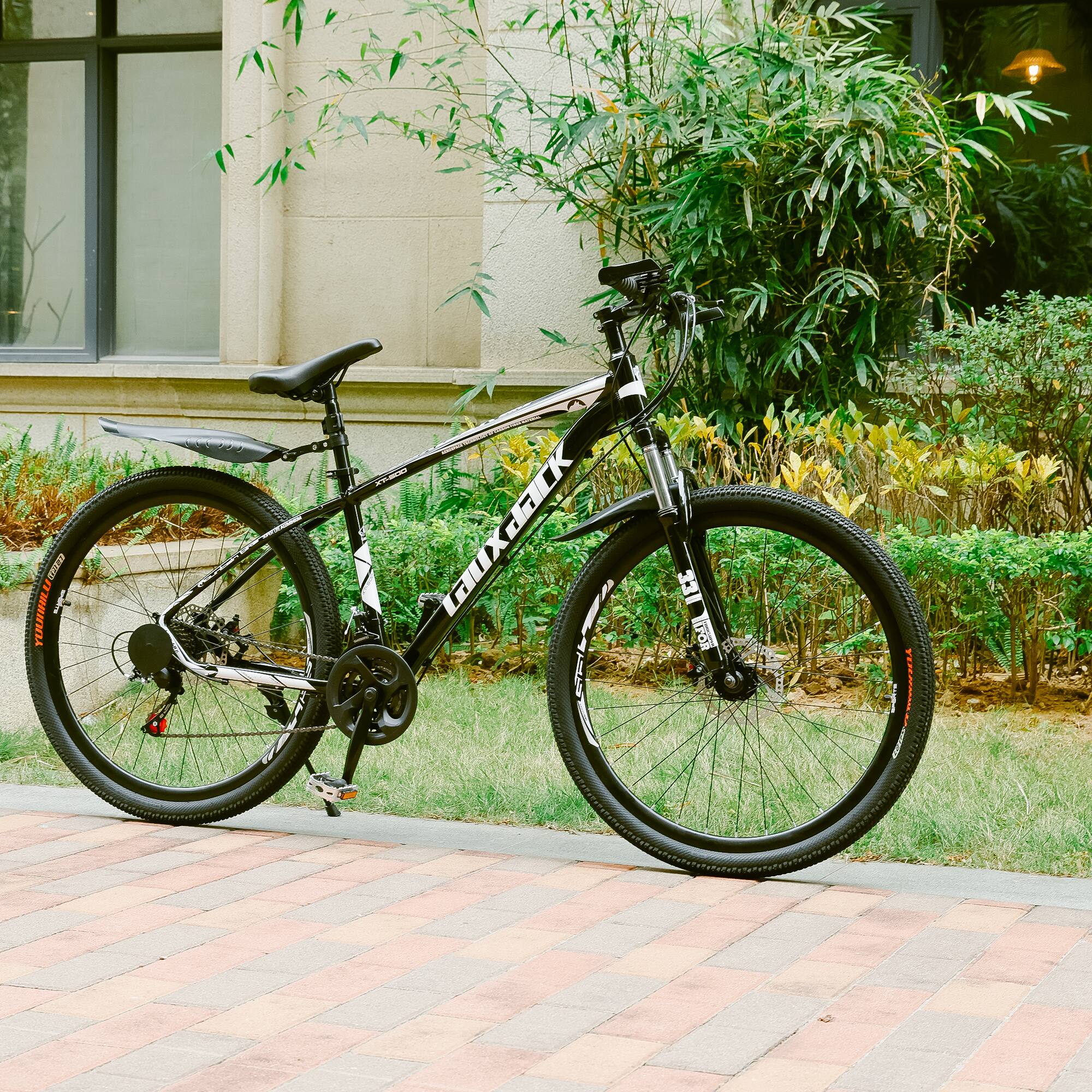 The text on the image reads:

"YUNUHUULE noae Luxdack CTL 331"