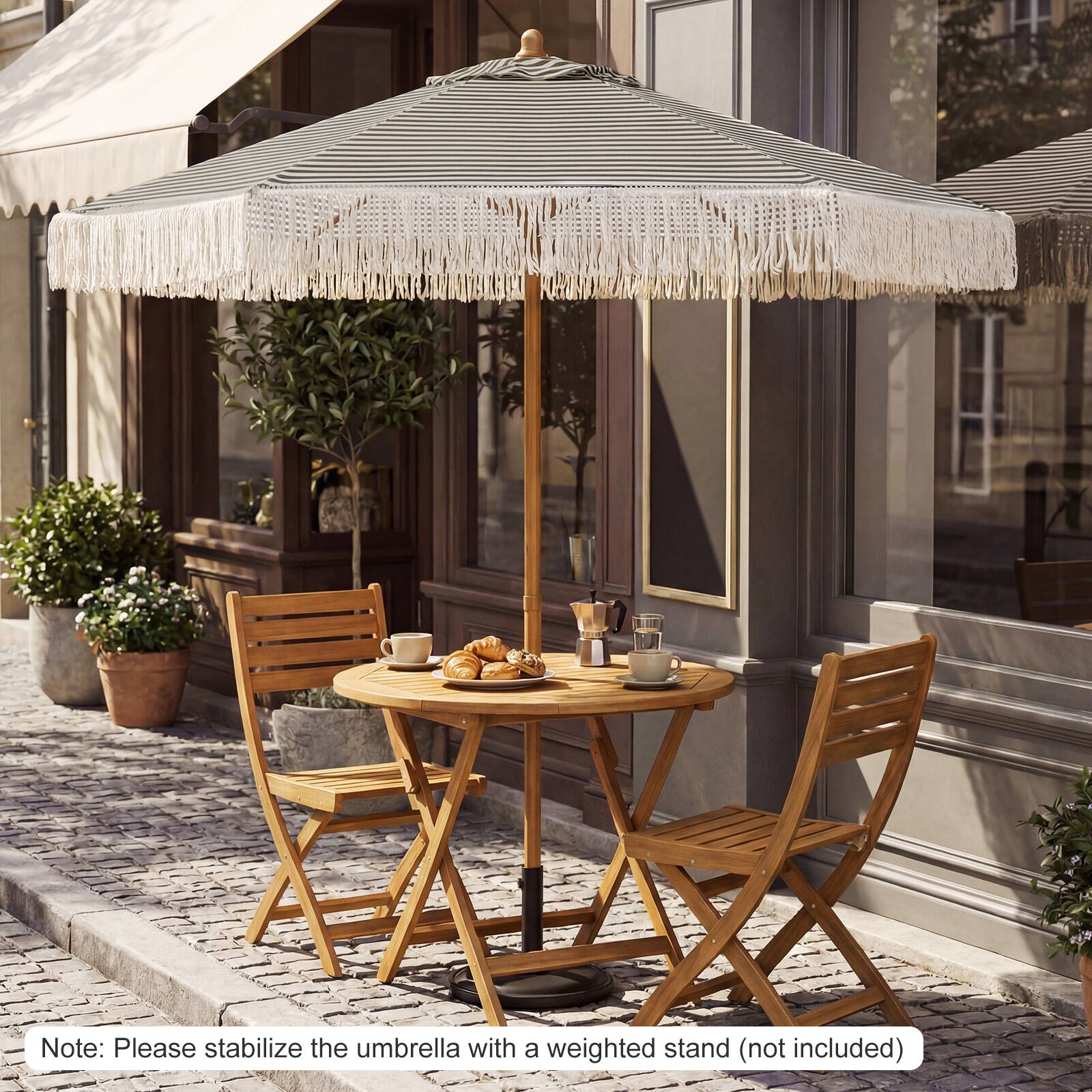 Note: Please stabilize the umbrella with a weighted stand (not included)