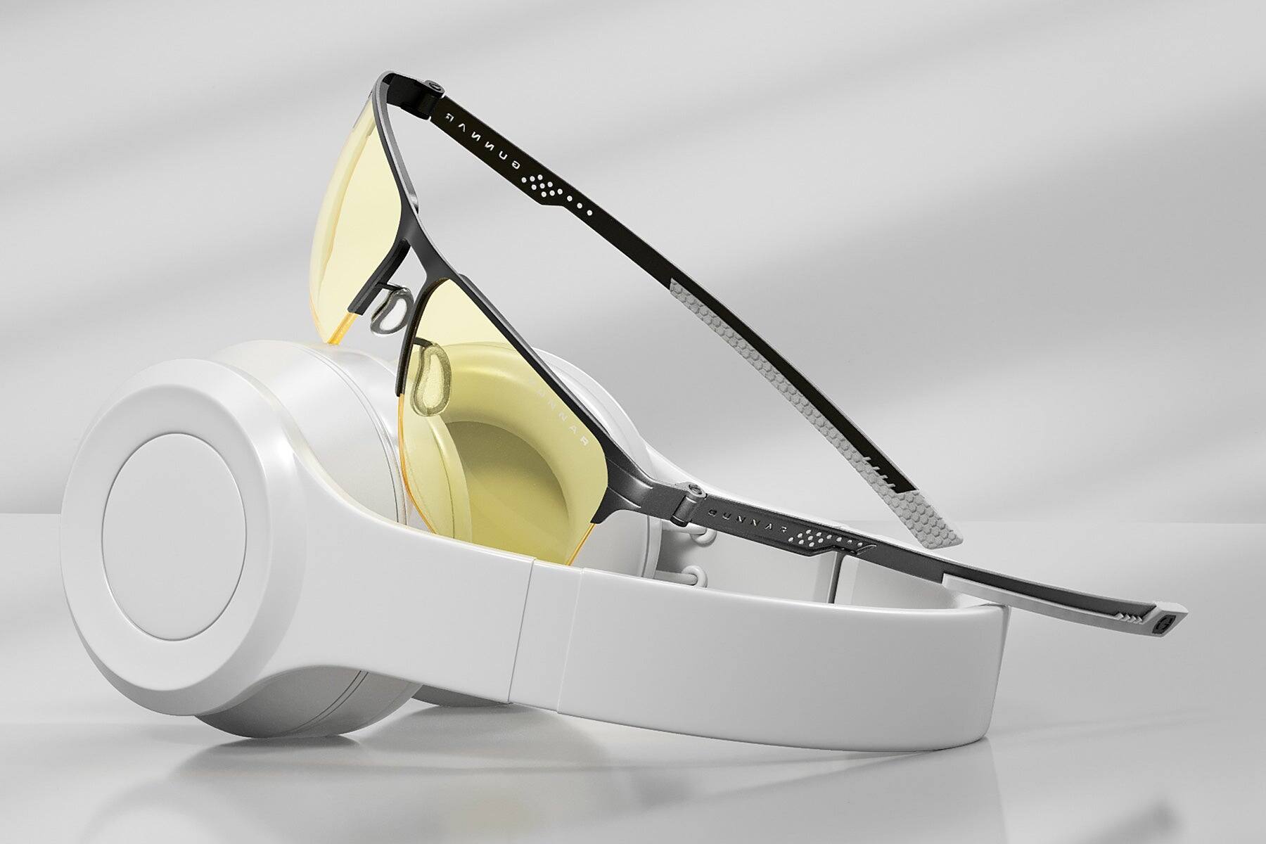 GUNNAR  
GUNNAR  
GUNNAR