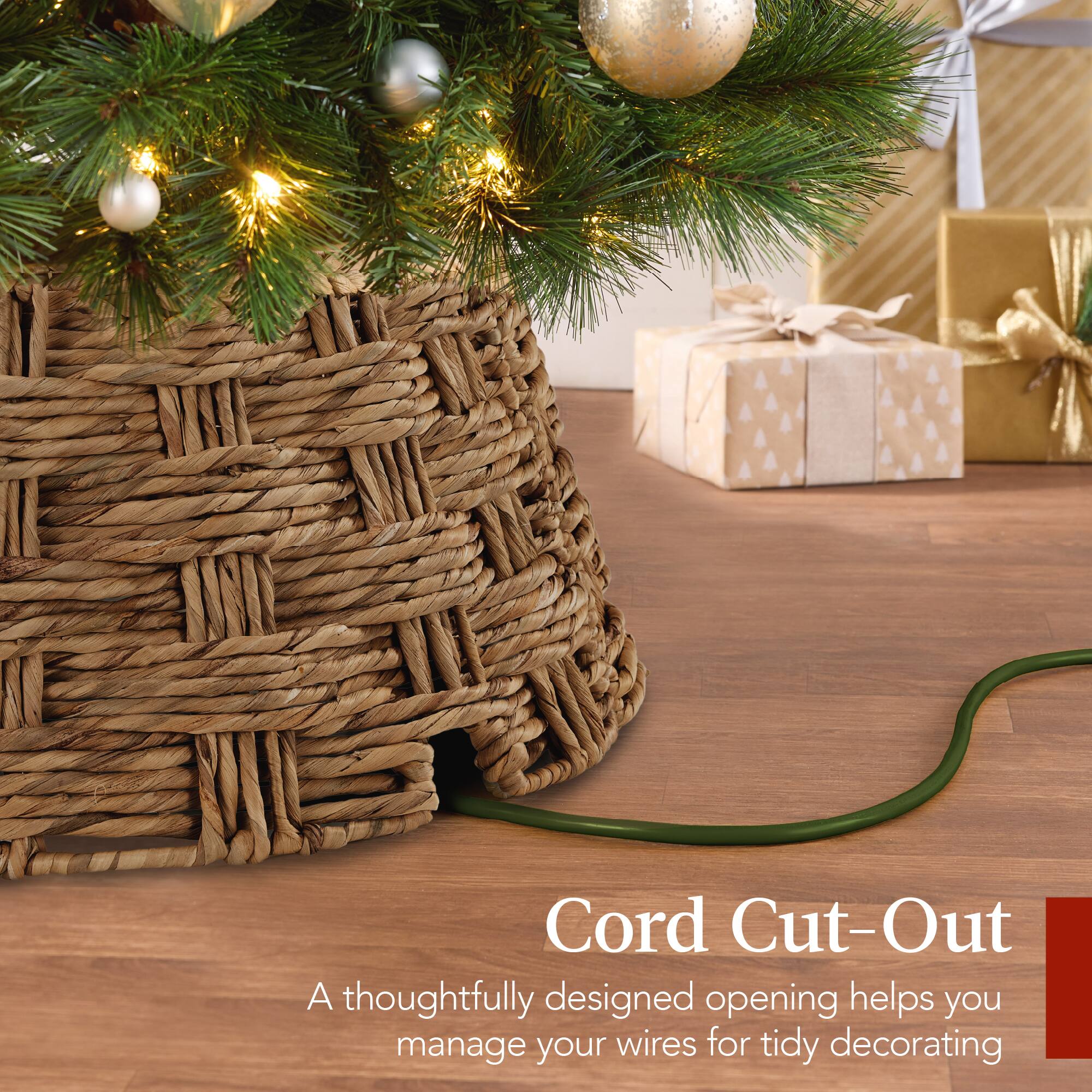 Cord Cut-Out

A thoughtfully designed opening helps you manage your wires for tidy decorating