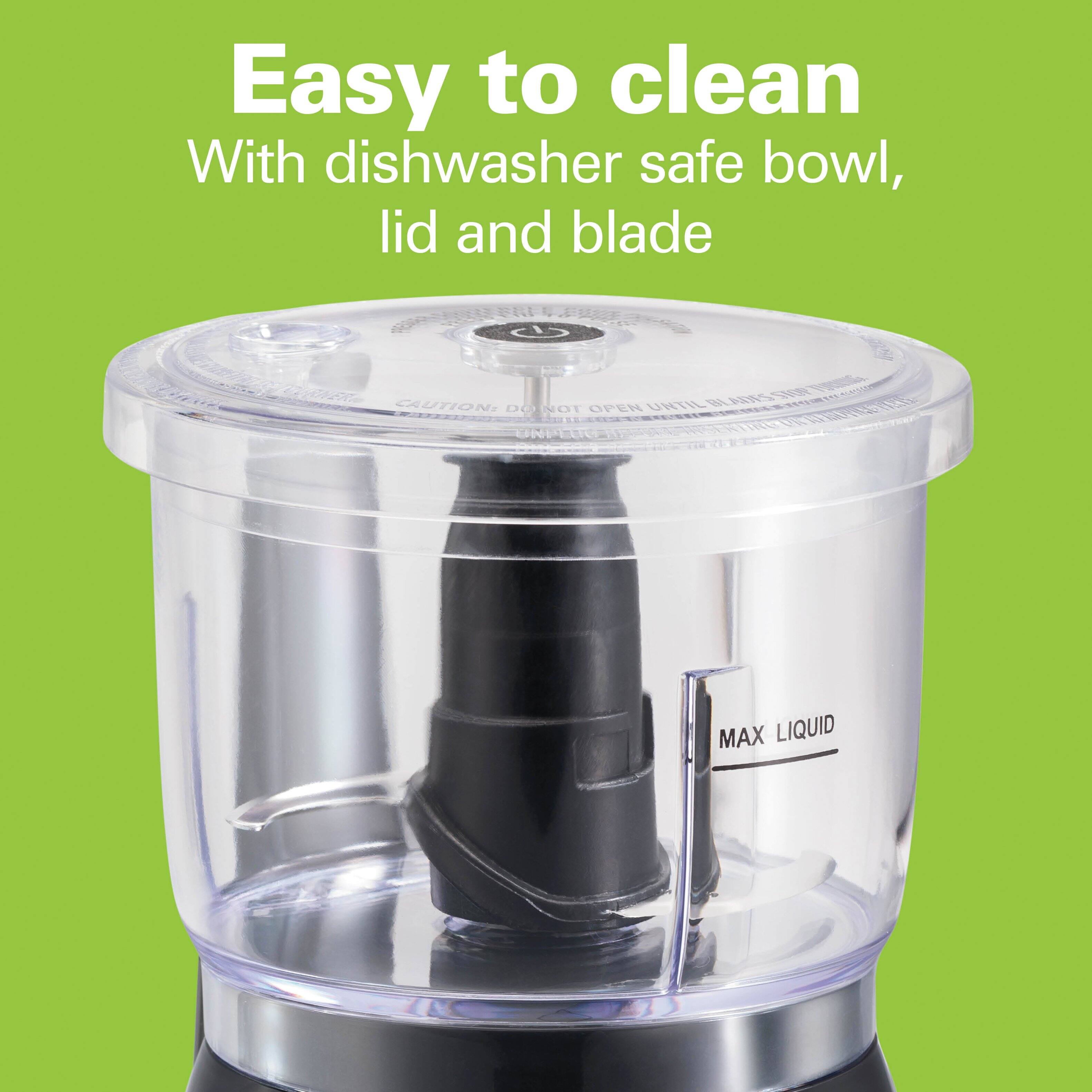 Easy to clean  
With dishwasher safe bowl, lid and blade  

MAX LIQUID