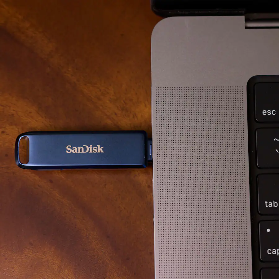 SanDisk 256GB USB Flash Drive for iPhone Lightning and USB Type C