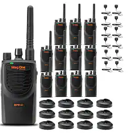Motorola Solutions - 12 x Motorola BPR40 Mag One Series 4W 8-Channel UHF Two-Way Radio - Bundle - Black