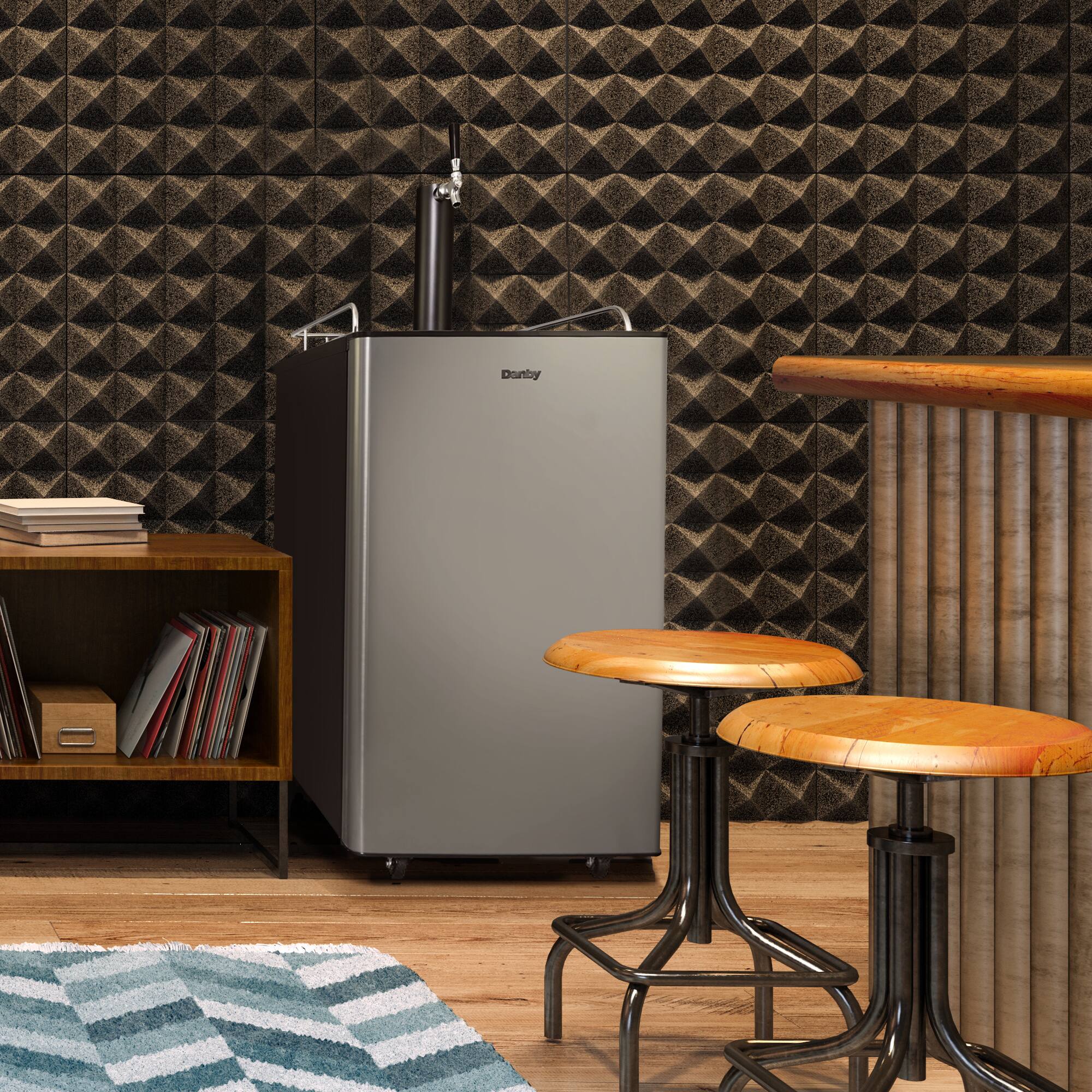 Alt View 1. Danby - 5.4 cu. ft. Single-Tap Keg Cooler - Stainless Steel.