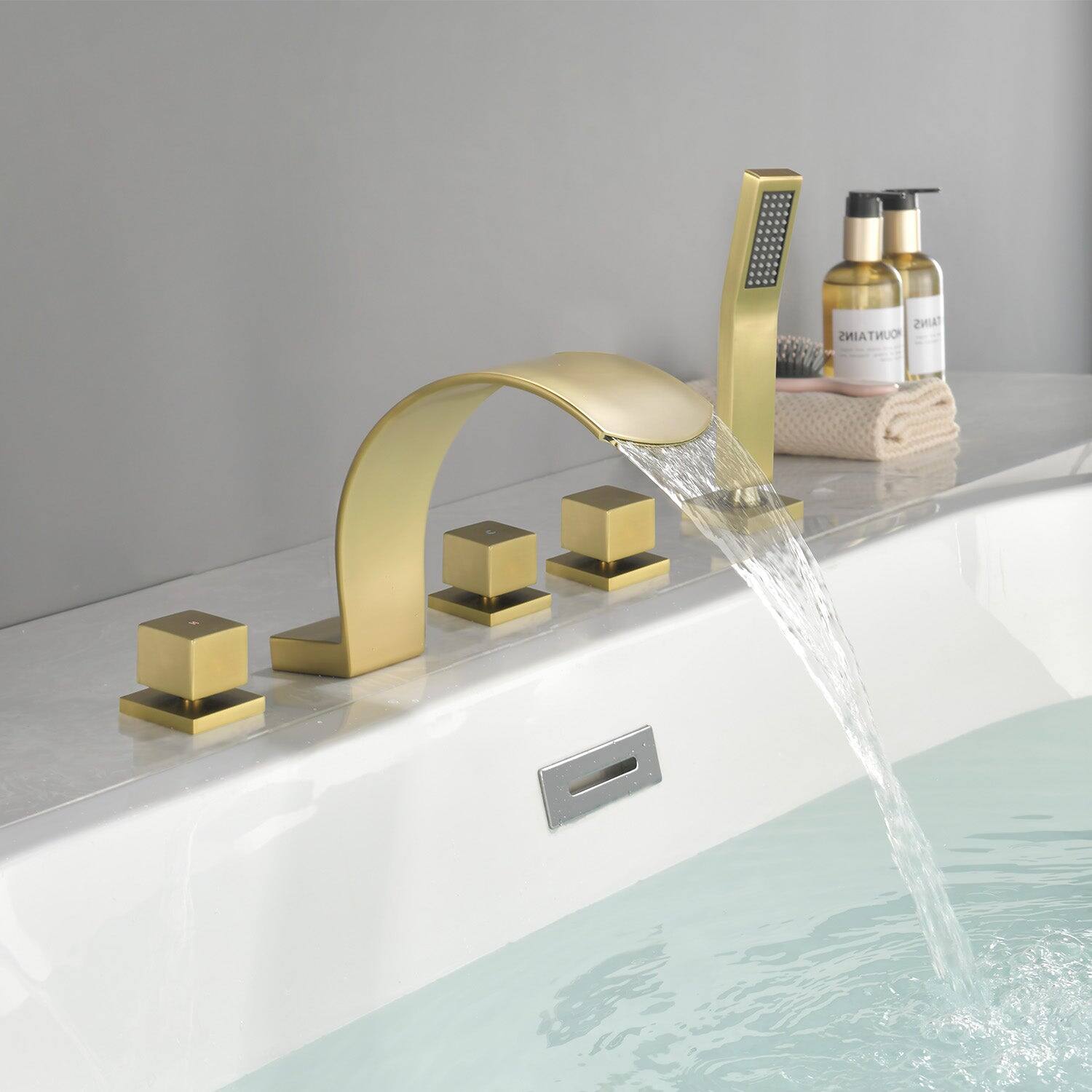 The text on the image reads:

"ZHIATMULUO"