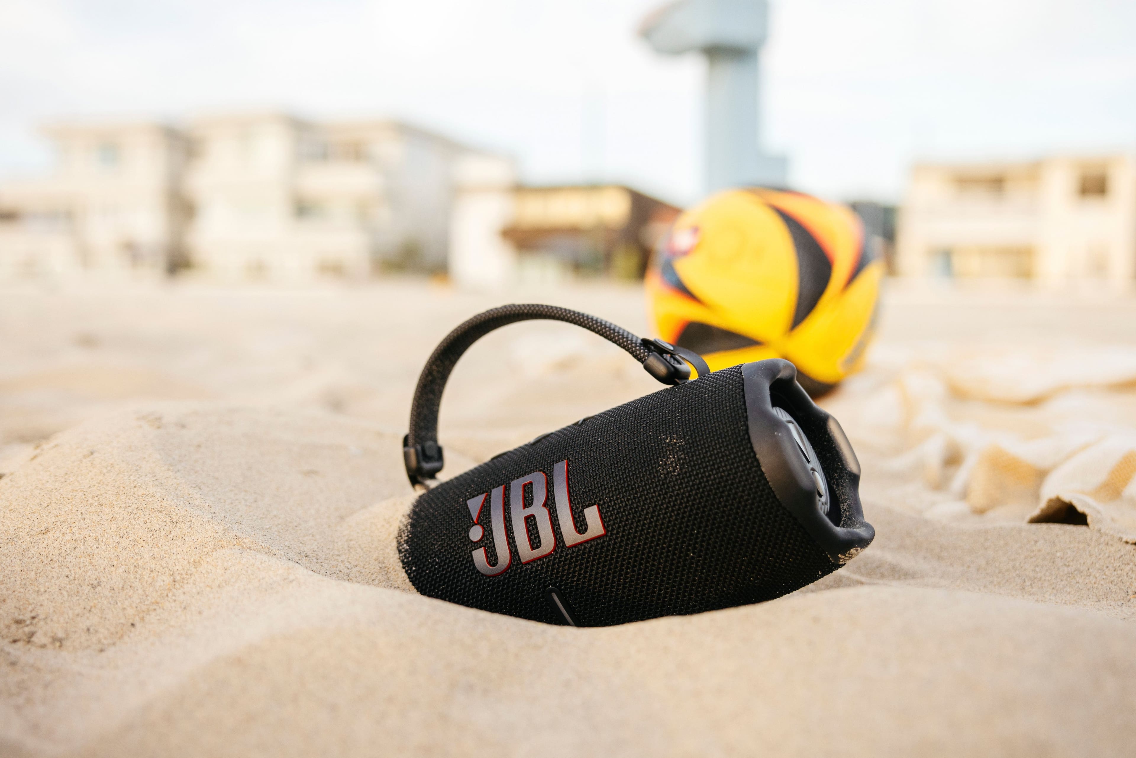 Alt View 14. JBL - Charge 6 Portable Wireless Speaker - 2025 - Black.