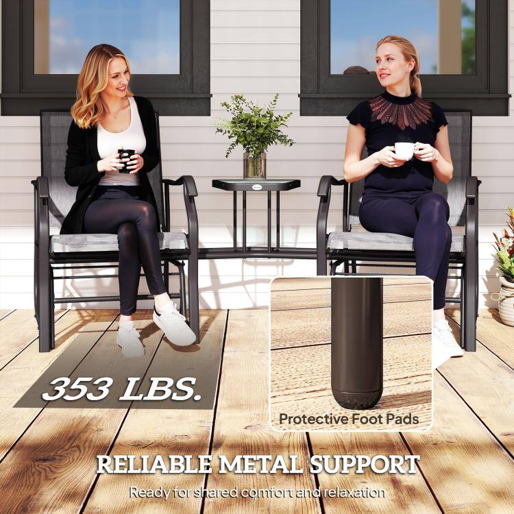 353 LBS.  
Protective Foot Pads  
RELIABLE METAL SUPPORT  
Ready for shared comfort and relaxation