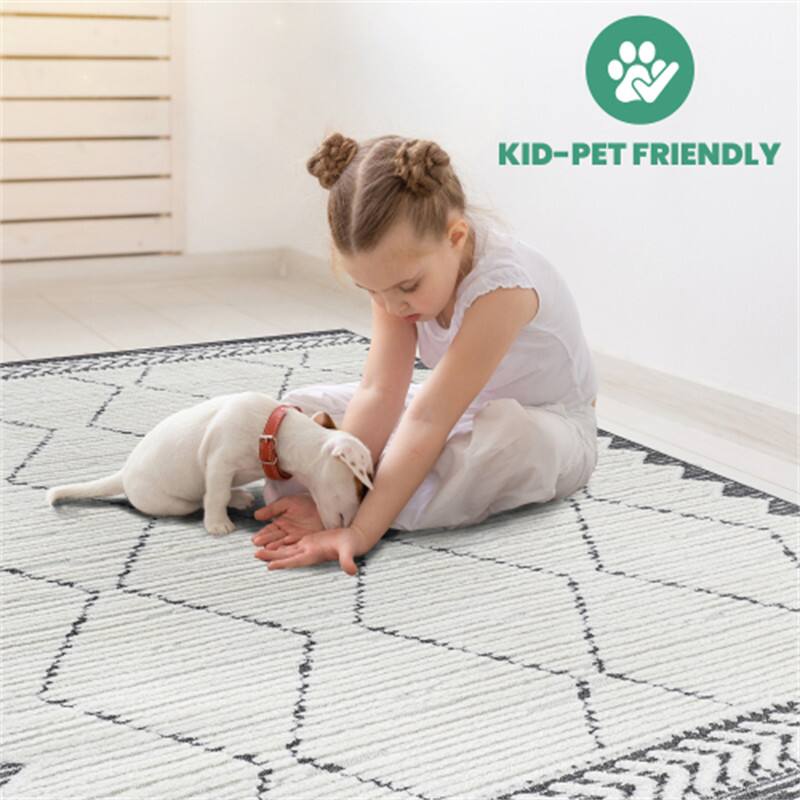 KID-PET FRIENDLY
