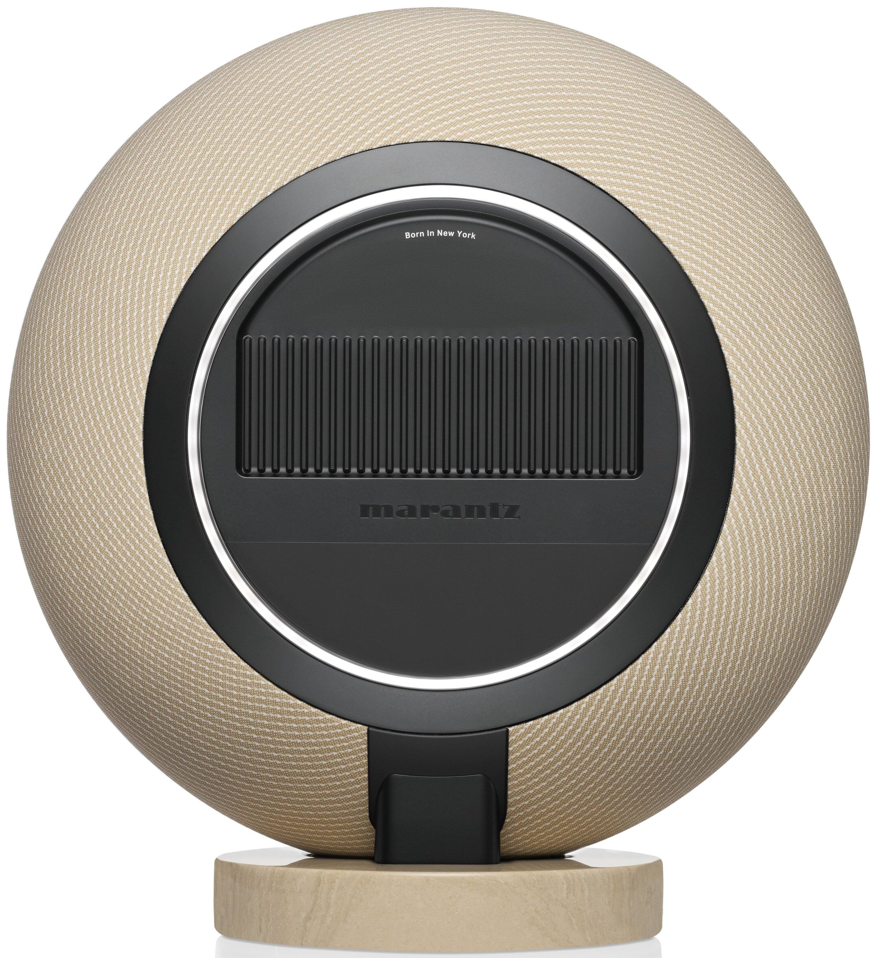 Born in New York, Maraniz.