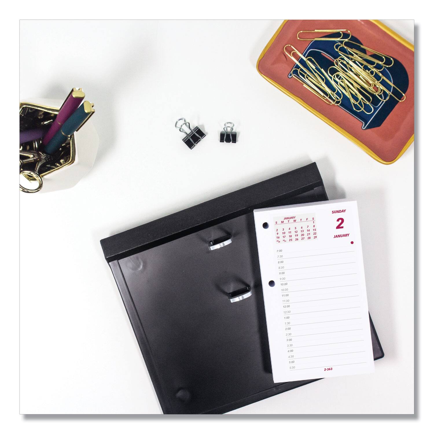 Sure, here is the corrected and grouped text:

---

**SUNDAY 2 JANUARY**

- 7:00
- 8:00
- 9:00
- 10:00
- 11:00
- 12:00
- 1:00
- 2:00
- 3:00
- 4:00
- 5:00
- 6:00
- 7:00
- 8:00
- 9:00
- 10:00
- 11:00
- 12:00
- 1:00
- 2:00
- 3:00
- 4:00
- 5:00
- 6:00
- 7:00
- 8:00
- 9:00
- 10:00
- 11:00
- 12:00
- 1:00
- 2:00
- 