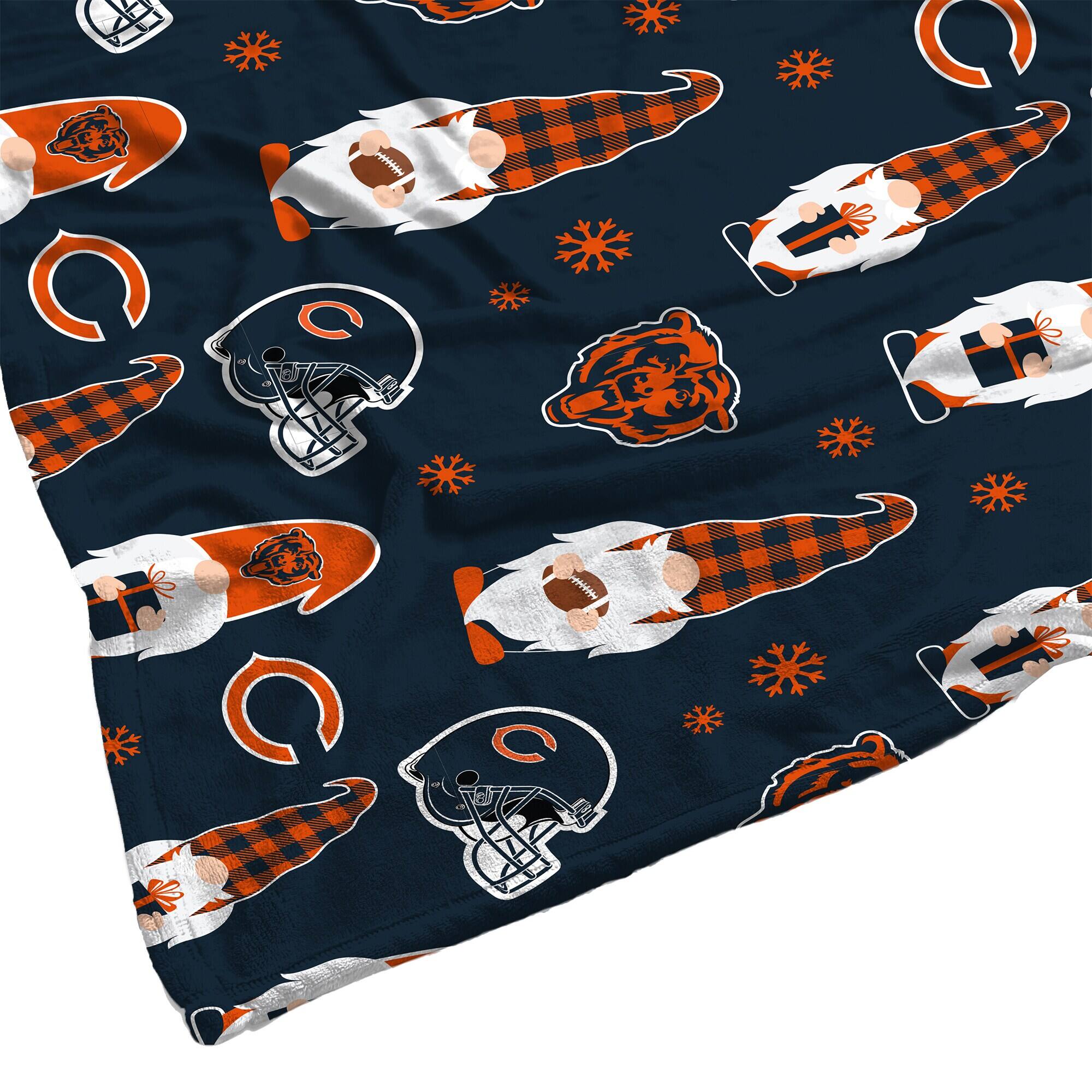 Alt View 1. Pegasus - Chicago Bears 60" x 70" Gnome Helmet Blanket - Multicolor.