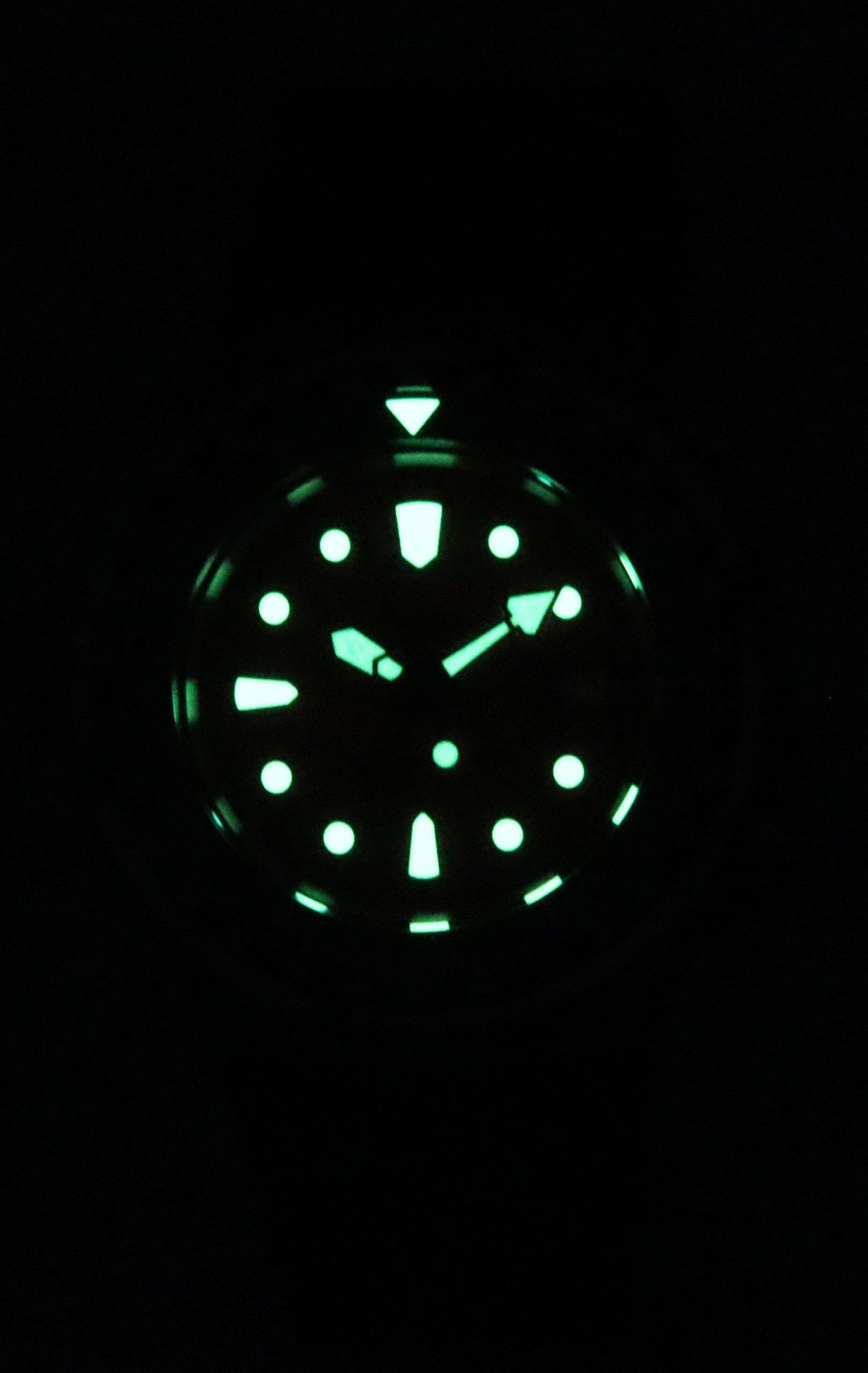 Angle. RATIO - FreeDiver Helium Safe Sapphire Quartz Orange Dial 1038EF102V-ORG Mens 1000M Watch - Black and silver.