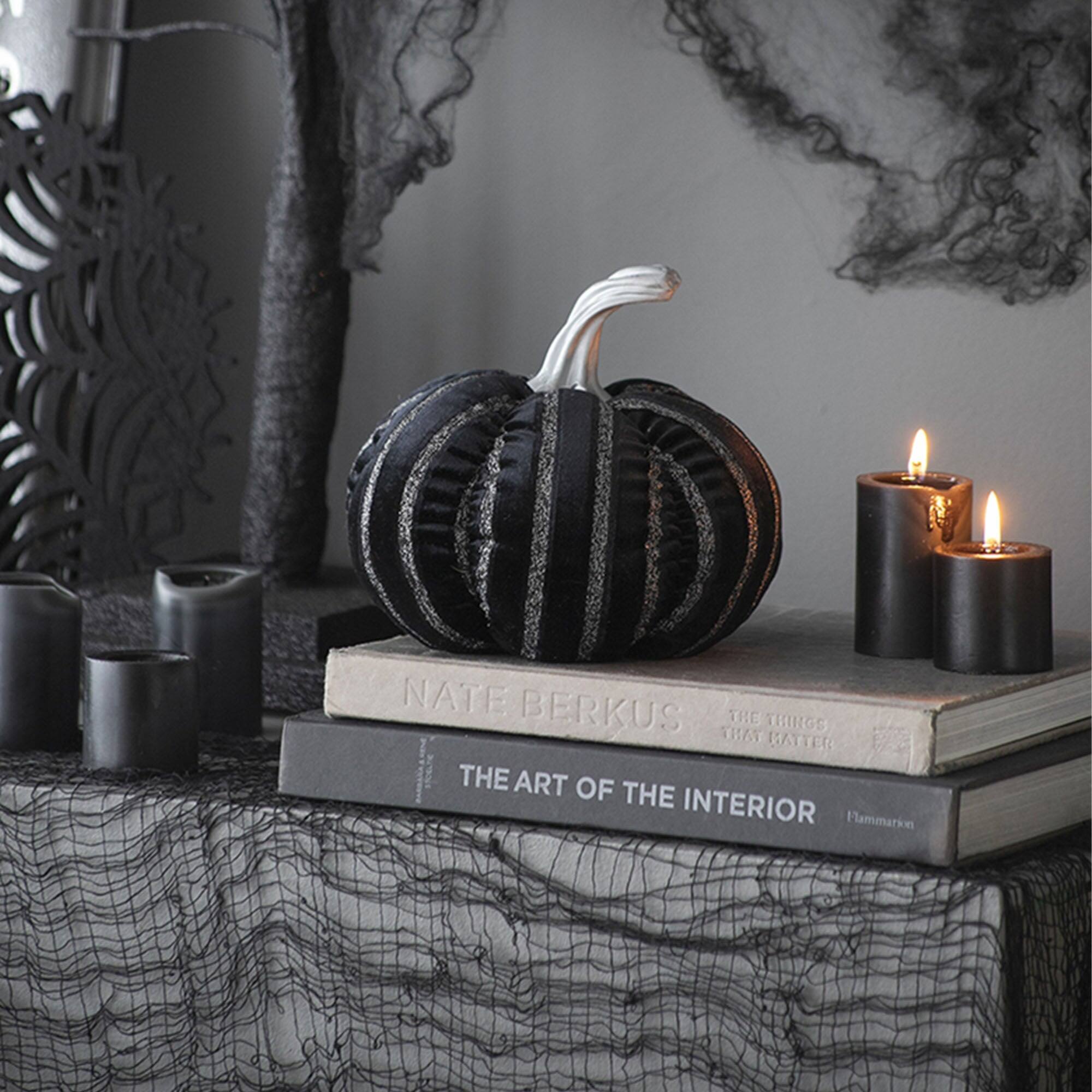 Nate Berkus  
The Things That Matter  
The Art of the Interior