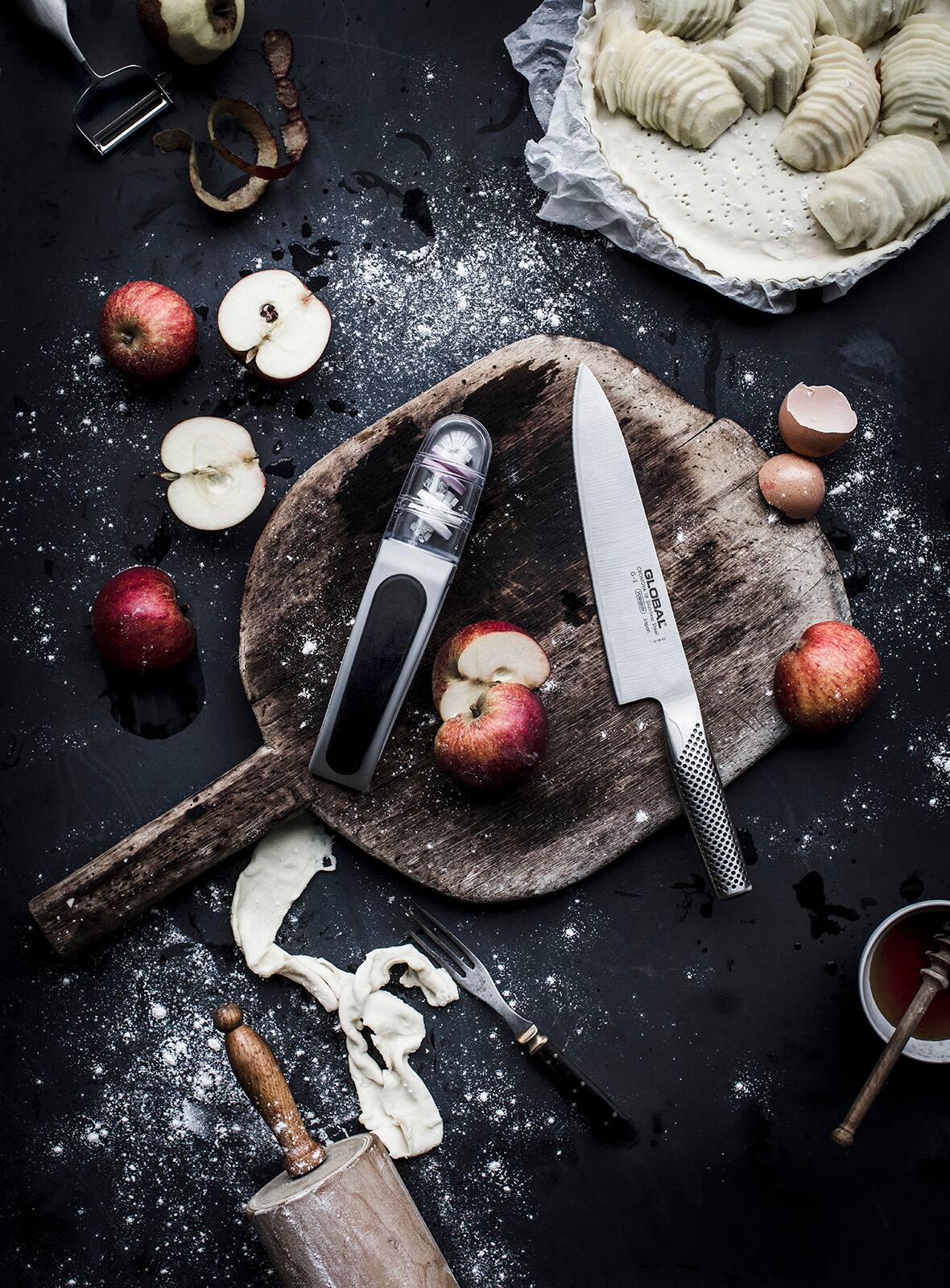 Alt View 4. Global - Hashira 5-Piece Knife Block Set - Silver.