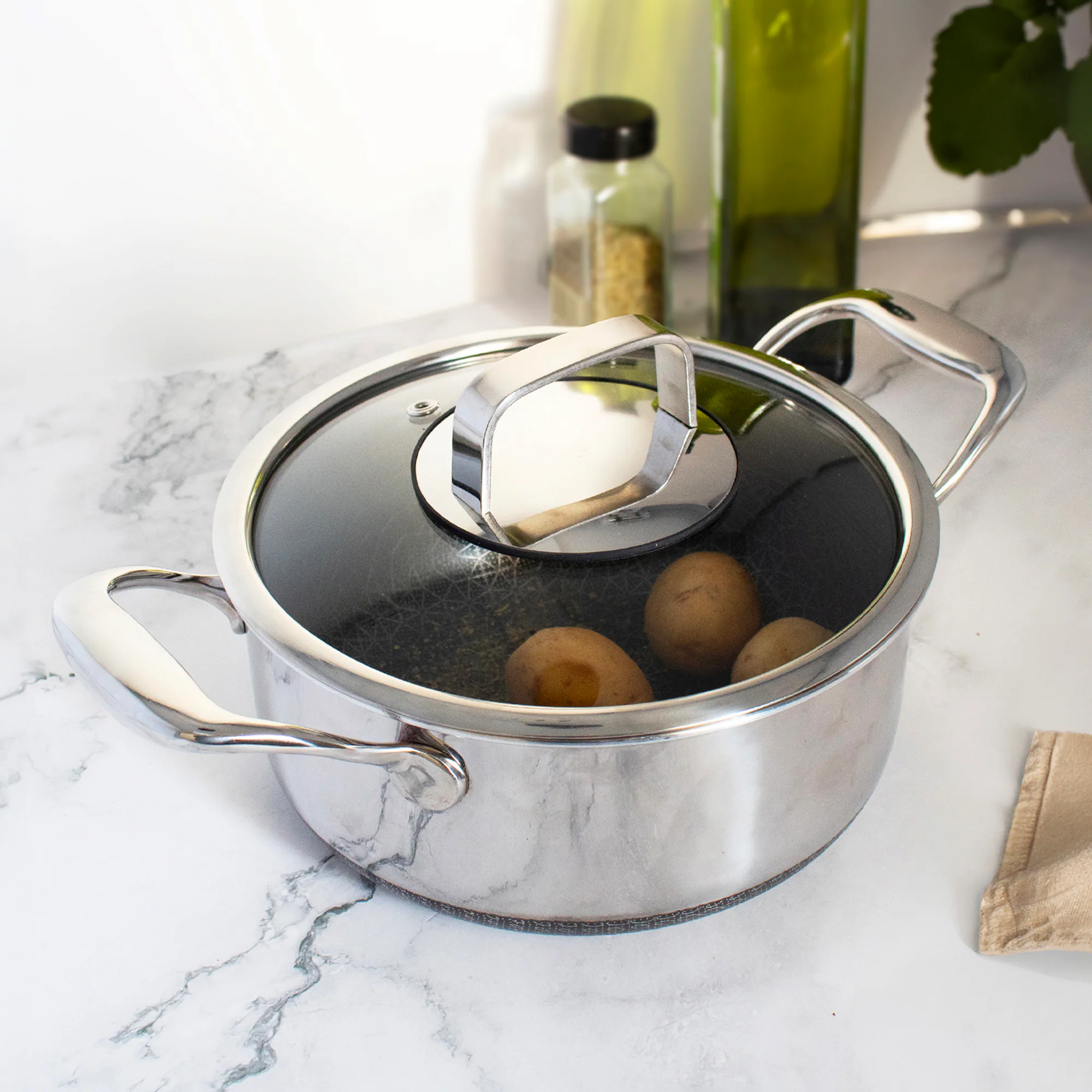 Front. Livwell Brands - DiamondClad™ 3 Quart Hybrid Nonstick Stainless Steel Stock Pot and Lid, Dishwasher Safe, PFOA-free – Silver/Black - Black/Silver.