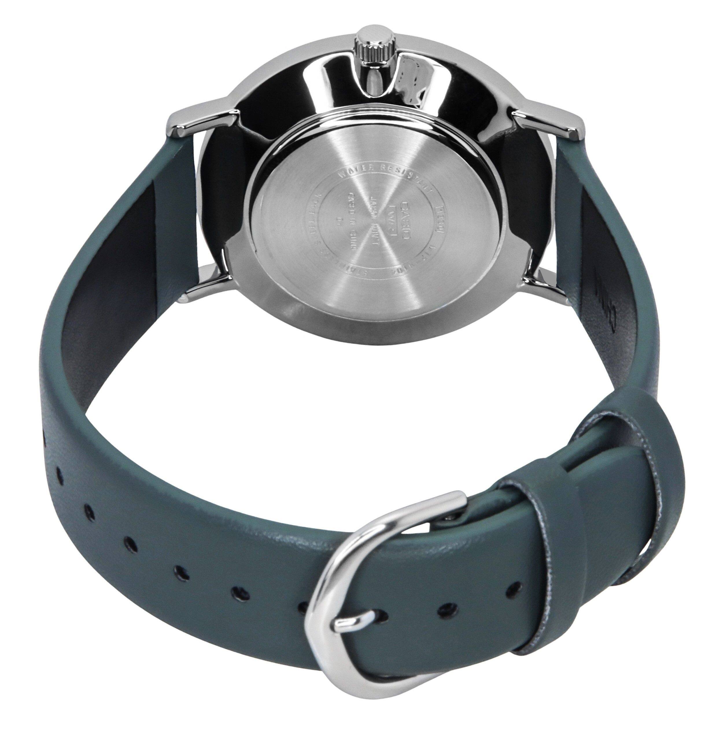 WATER RESISTANT  
STAINLESS STEEL  
QUARTZ  
MADE IN CHINA