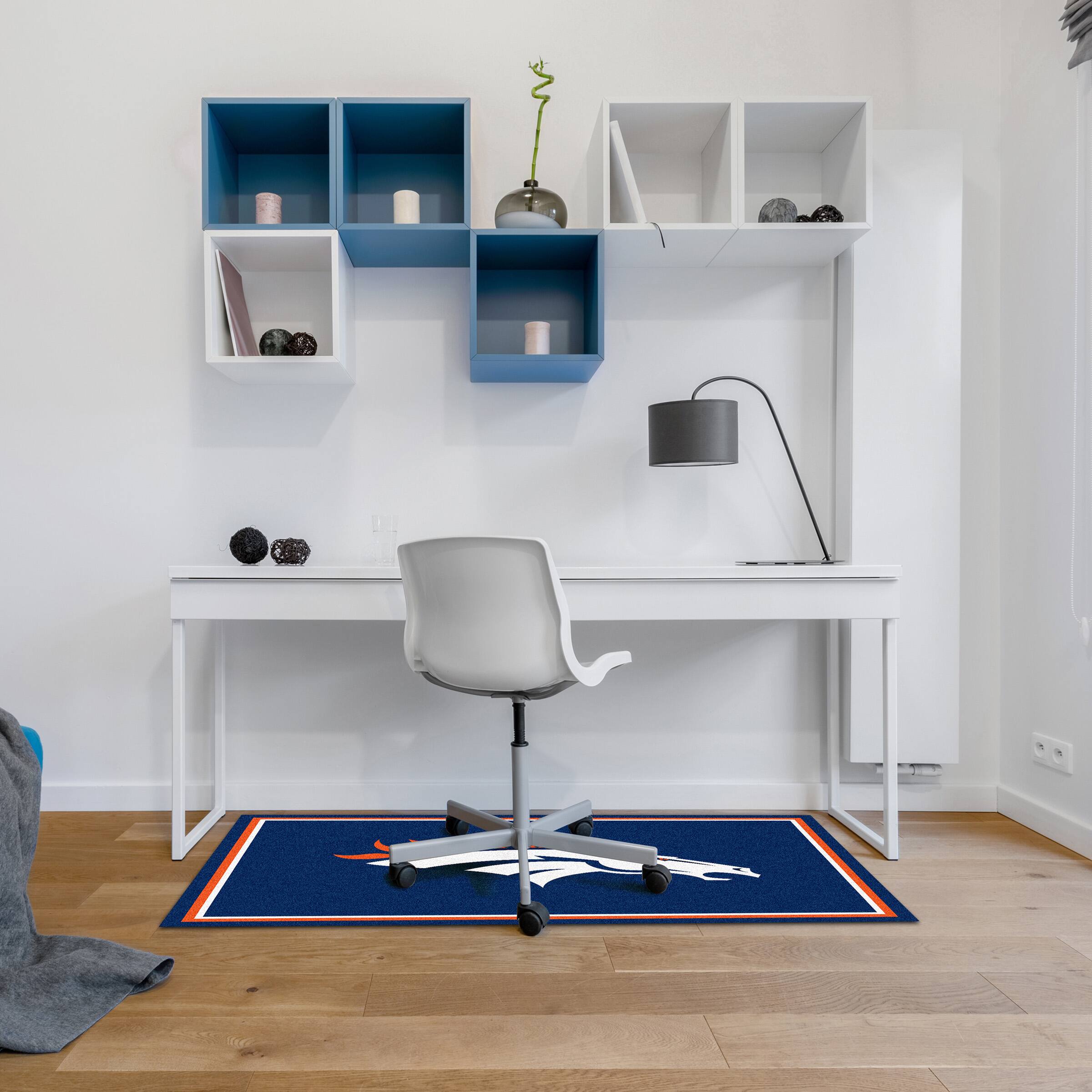 Alt View 2. Imperial - 2'8" x 3'10" Area Rug - Multicolor.