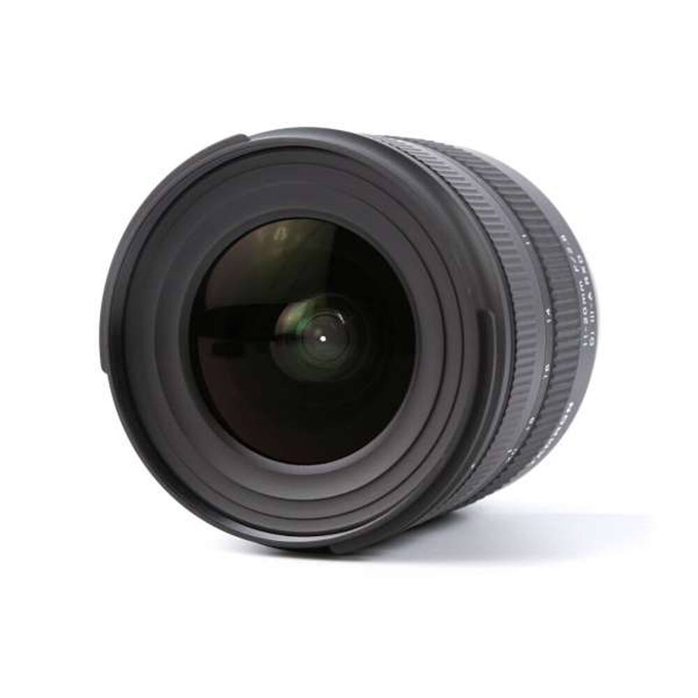 Left. Tamron - Tamron 11-20mm f2.8 Di III-A RXD Lens for Sony E AFB060S-700 - Filter Kit Bundle - Black.