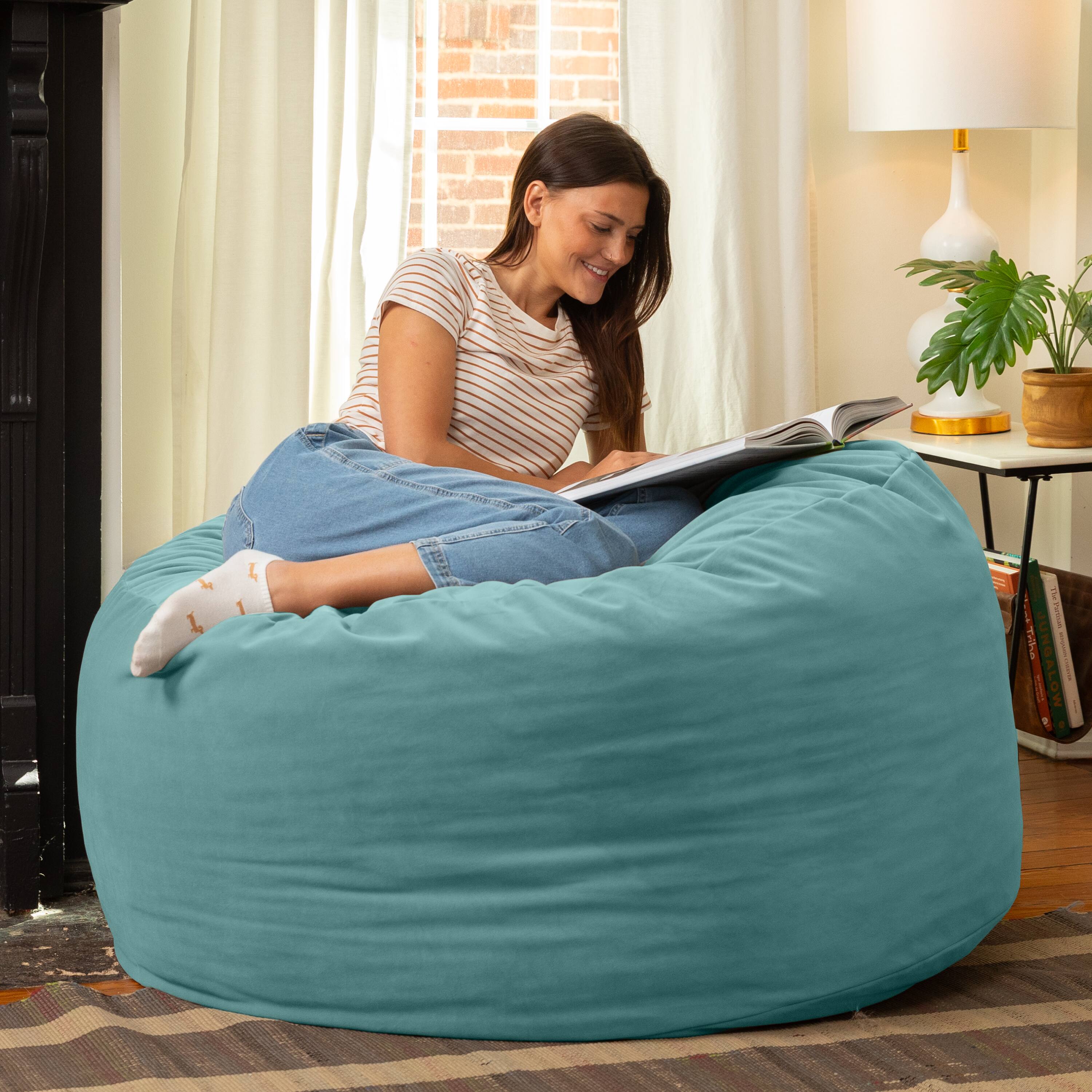 The text on the image reads:

"JUNGALOW"