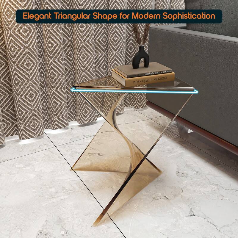 Elegant Triangular Shape for Modern Sophistication

KONSTEN H.W. JANSON