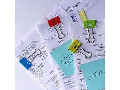 Sure, here is the corrected and grouped text from the image:

---

**Top Left Receipt:**
- Sale
- Philadelphian House Franklin 19130
- 2500
- 15:41
- CUSTOMER
- PLEASE FOR TIP
- VISA CREDIT
- APPROVED
- TOTAL

**Top Right Receipt:**
- RE
- 07/07/20
- MANVILLE NO 3935
- CREDIT CARD
- VISA
- A0000000031
- 33CLFRO44C659
- ATC: 33CLFRO44C659
- TC: 19
- SEQ: 13 31 74
- MEAL

**Bottom Left Receipt:**
- CARD USED
- CARD AUTHORIZED
- REFERENCE NUMBER
- PURCHASE TOTAL
- CUSTOMER PLEASE FOR TIP
- VISA CREDIT

**Bottom Right Receipt:**
- MEAL
- ATC: 33CLFRO44C659
- TC: 19
-