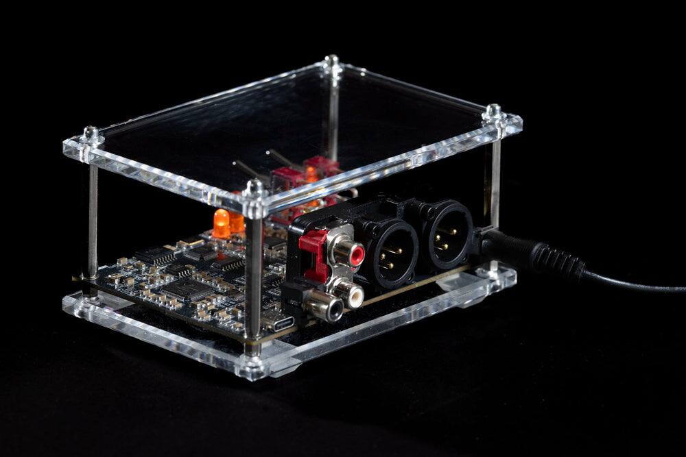 Back. Apos - Merlin AKM Desktop DAC.