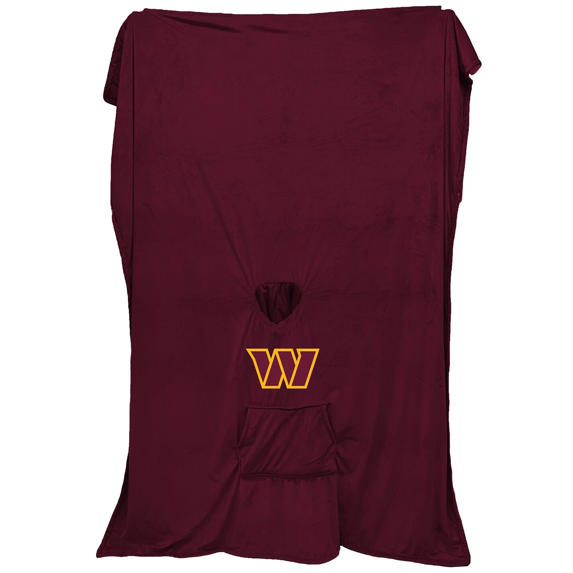 Alt View 2. Pegasus - Washington Commanders 60" x 80" Logo Patch Team Color Bloncho with Sherpa - Multicolor.