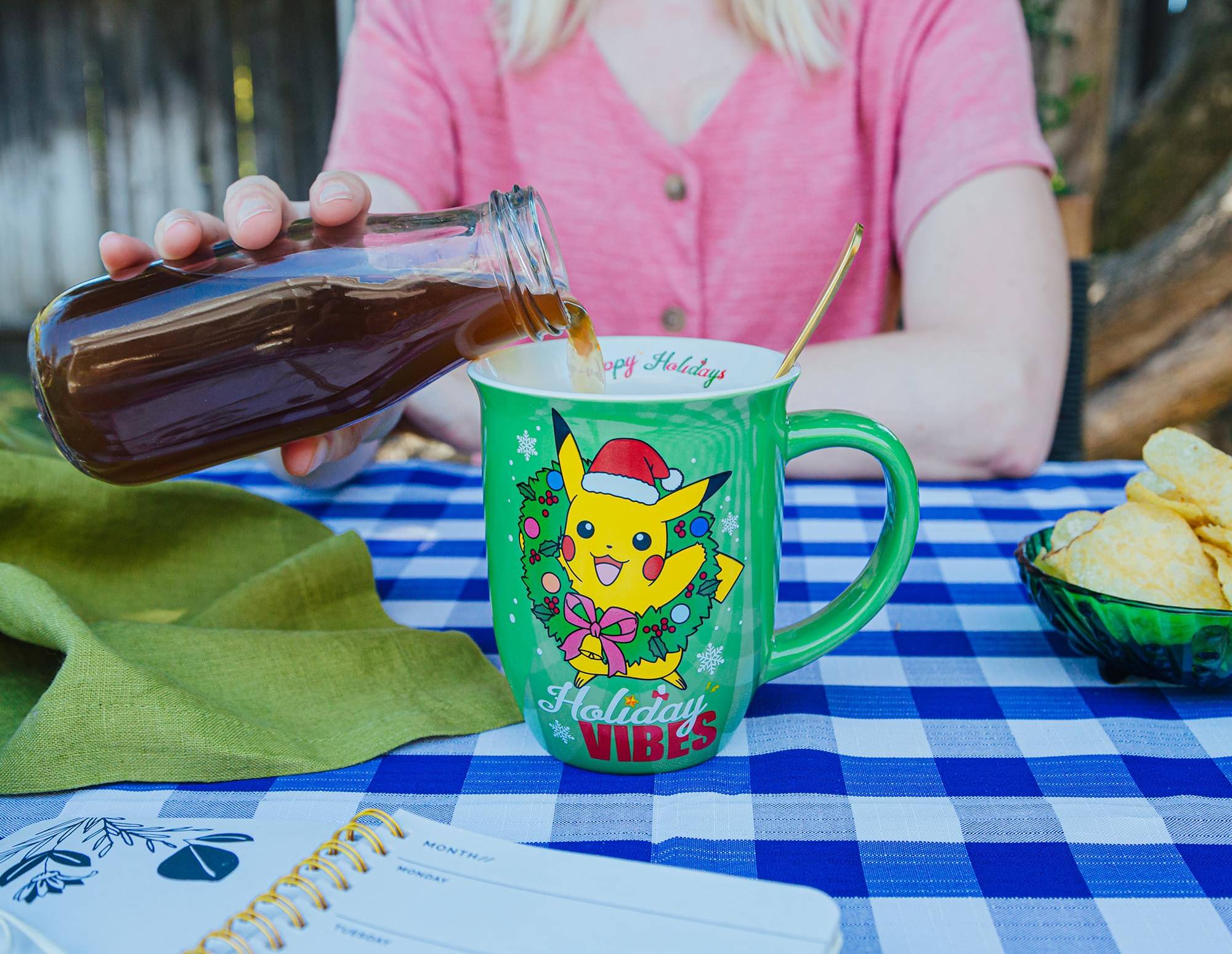 Happy Holidays  
Holiday Vibes  

Monthly Monday