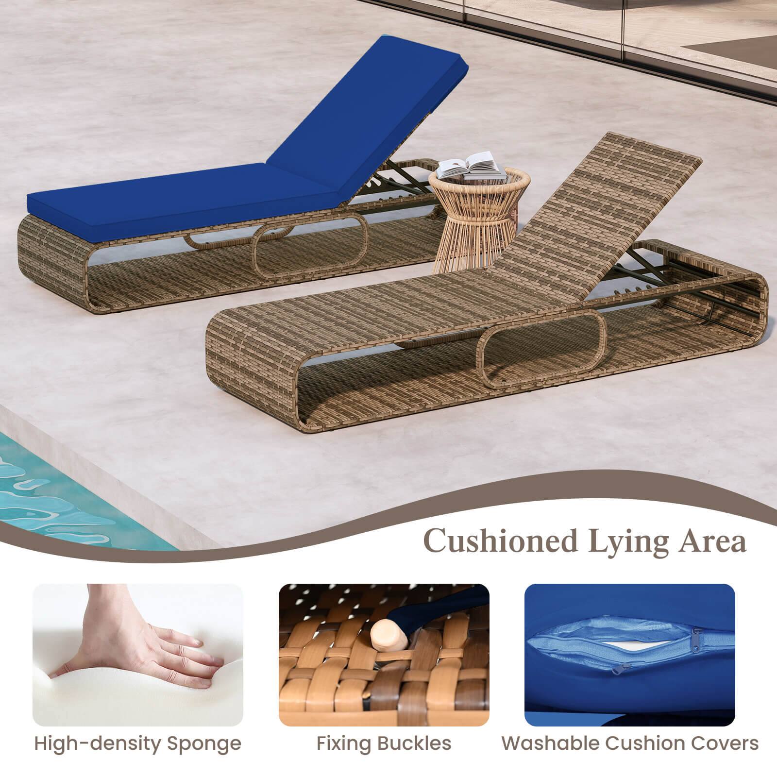 Cushioned Lying Area

- High-density Sponge
- Fixing Buckles
- Washable Cushion Covers