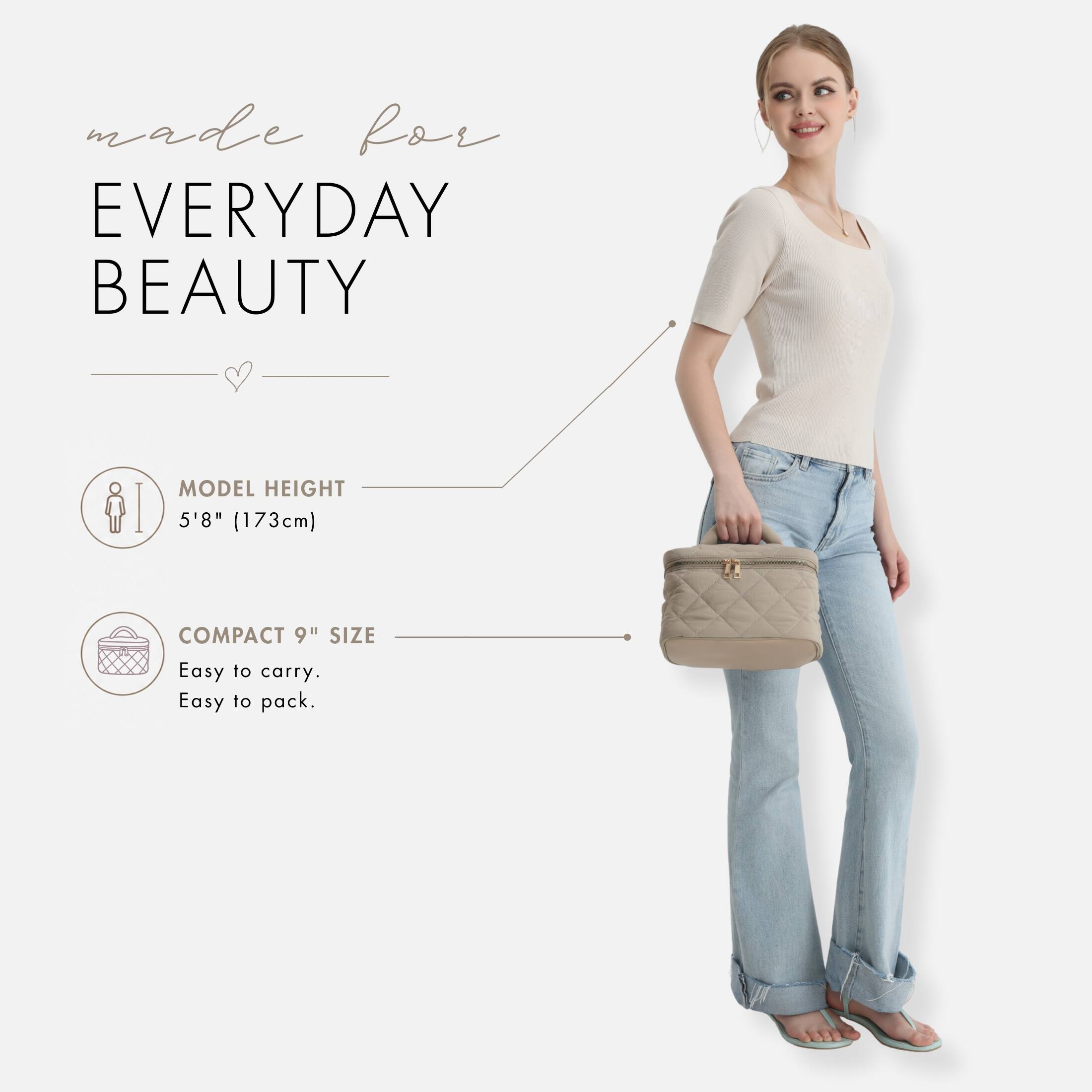 made for EVERYDAY BEAUTY

MODEL HEIGHT 5'8" (173cm)

COMPACT 9" SIZE
Easy to carry. Easy to pack.