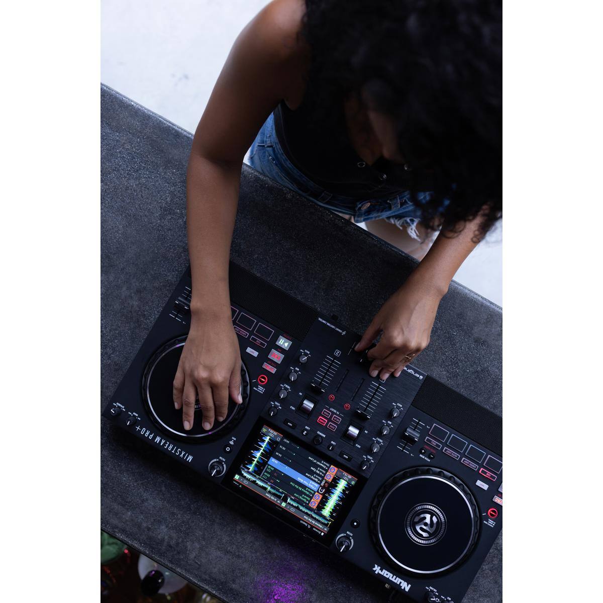 I am a PRO+ MIXSTREAM Numark