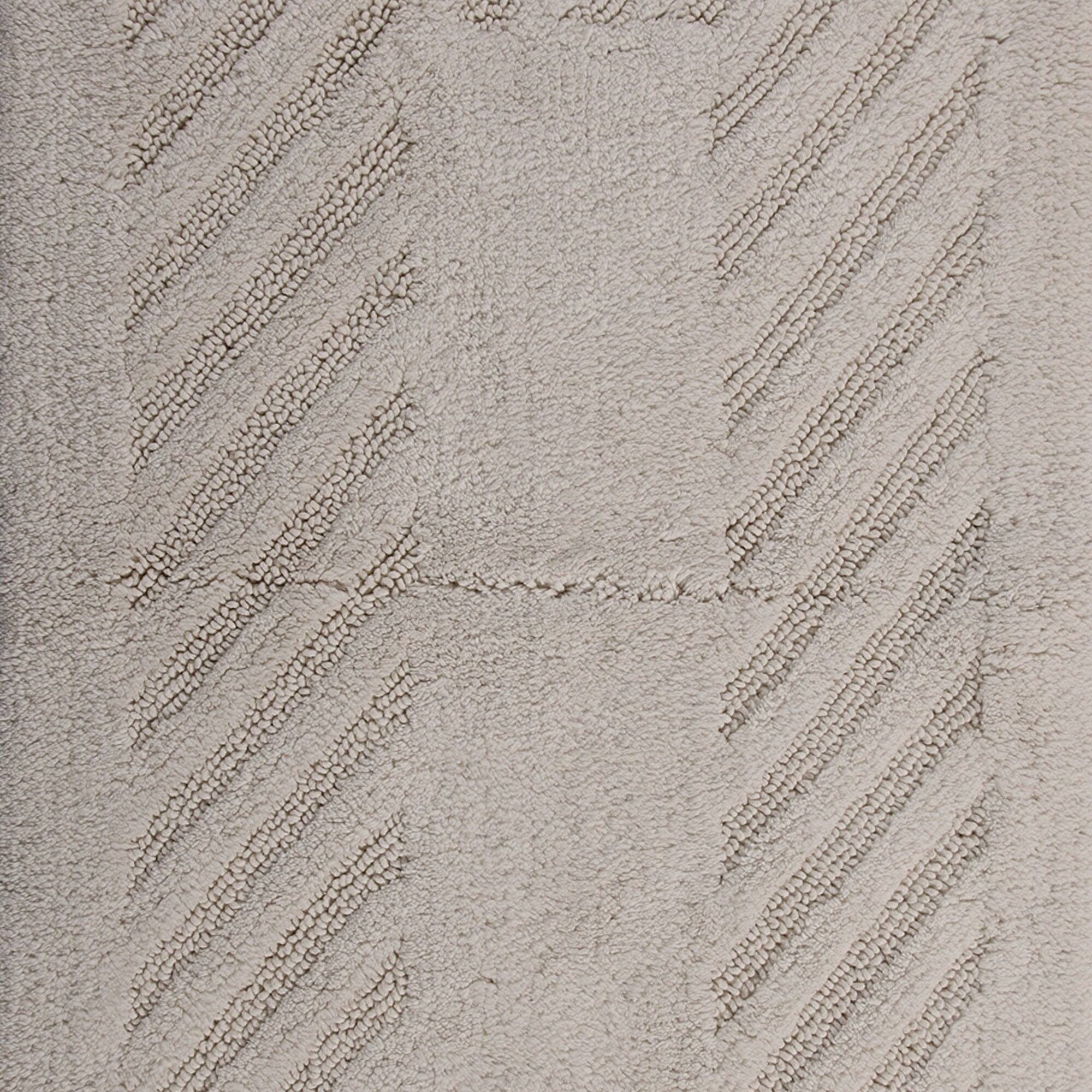 Left. Knightsbridge - Knightsbridge Ivory Diagonal Racetrack 100% Cotton Reversible Bath Rug - Ivory.