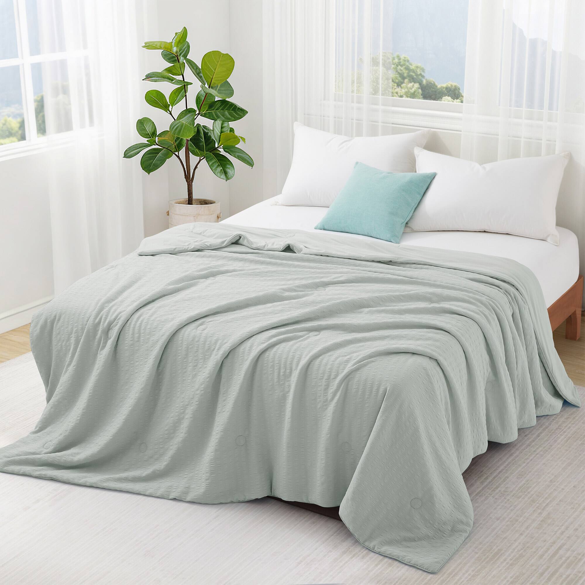 Angle. Peace Nest - Peace Nest Cooling Seersucker Bed Blanket, Lightweight Comforter for Hot Sleepers, Light Gray, Full/Queen - Light Gray.