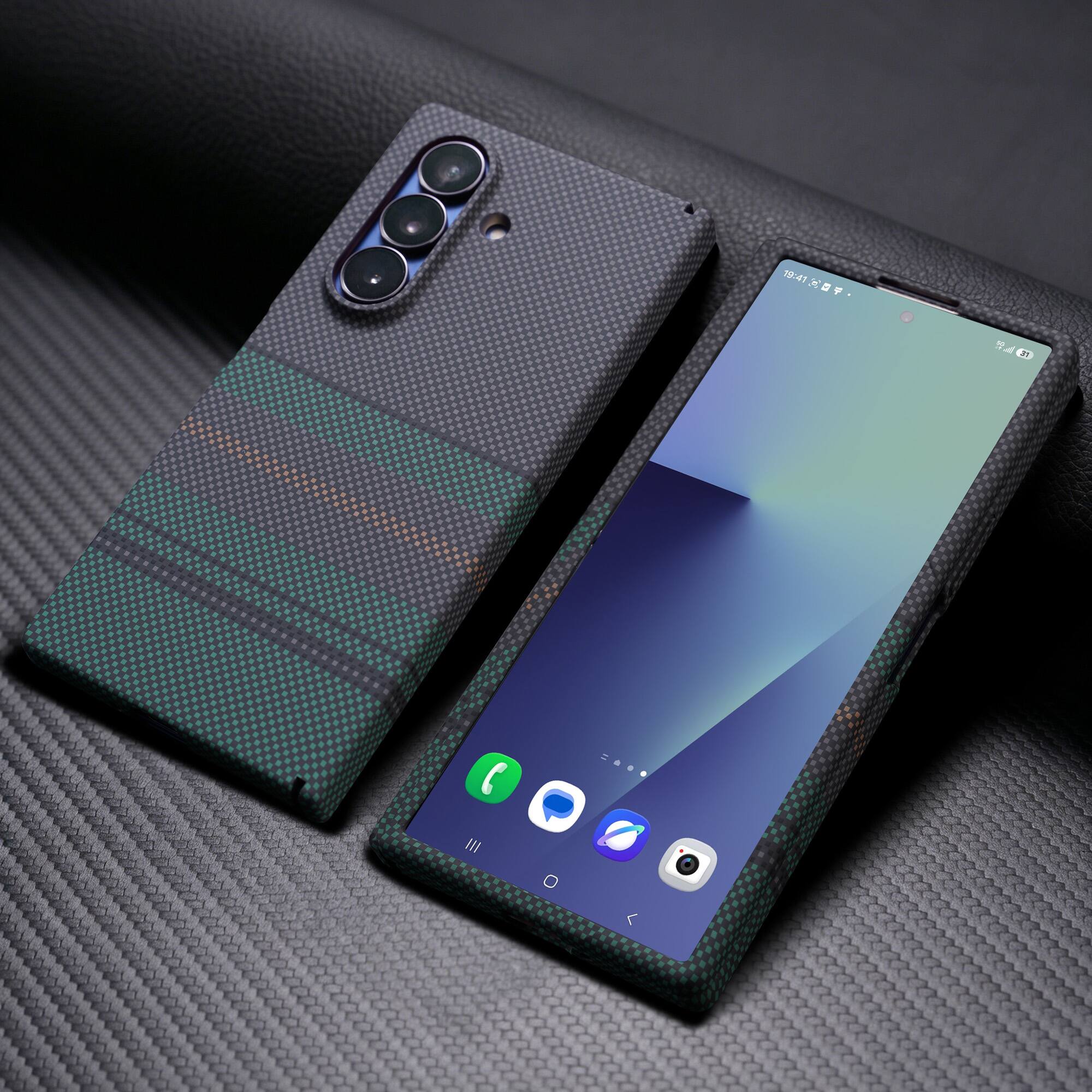 Dteck - Magnetic Case for Samsung Galaxy Z Fold8 Ultra, Compatible with MagSafe, Hinge Protection & Screen Cover - Green
