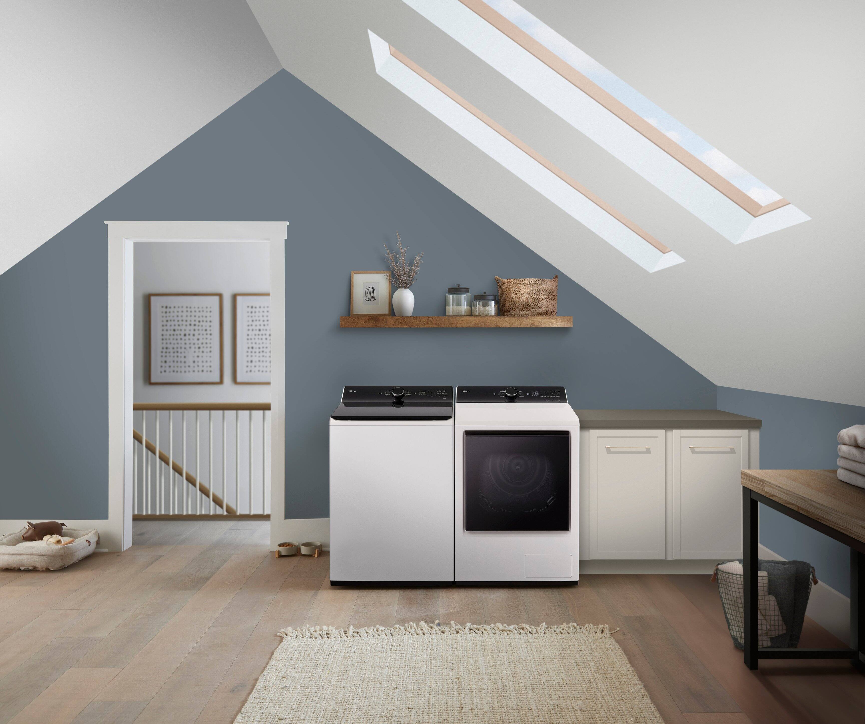 Alt View 19. LG - 7.3 Cu. Ft. Smart Ventless Electric Dryer with Heat Pump and AI Sensing - Alpine White.