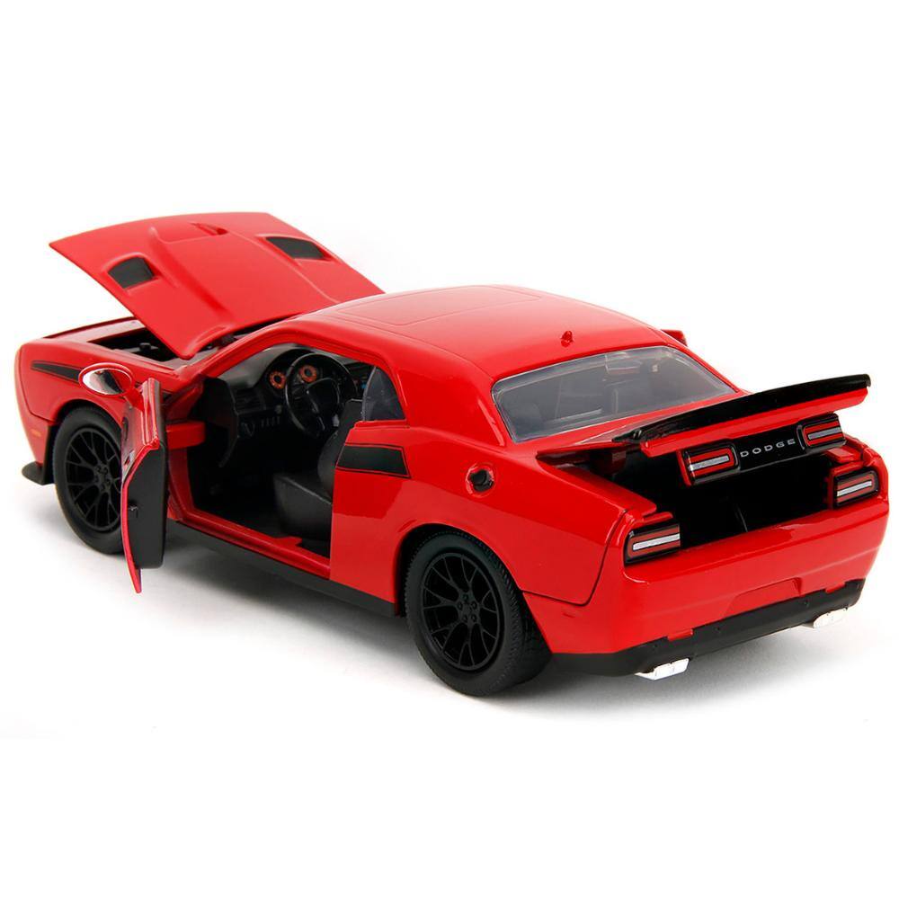 Back. Jada - 2015 Dodge Challenger Red w/ Black Stripes & Glenn Figure – The Walking Dead (2010–2022) Hollywood Rides 1/24 - Red with Black Stripes.