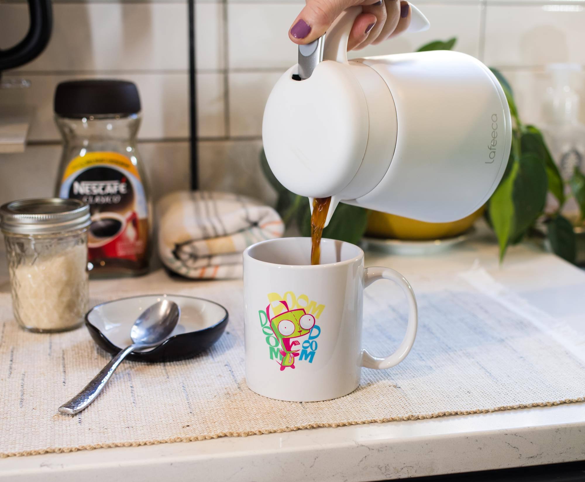 NESCAFÉ  
Laféeco  
DOOM FM