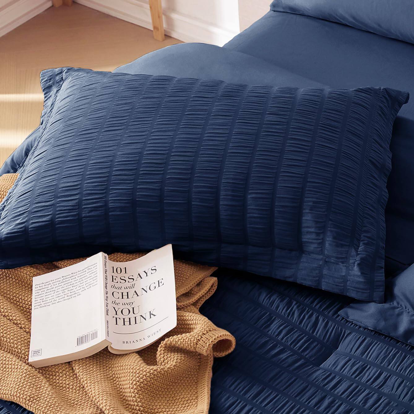 101 Essays That Will Change the Way You Think by Brianna West