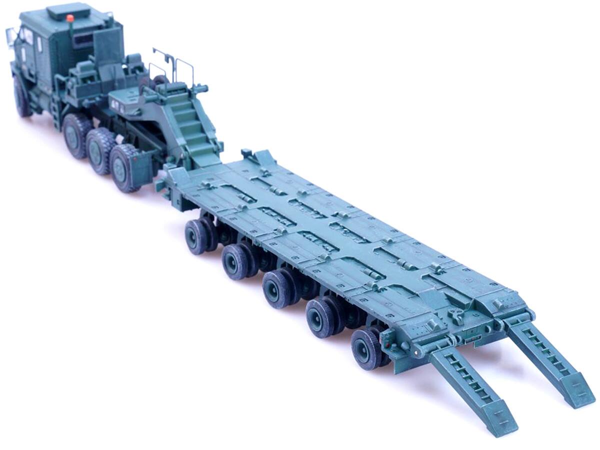 Back. Panzerkampf - M1070 Heavy Equipment Transporter Army Green "Armor Premium" Series 1/72 Diecast Model by Panzerkampf - Army Green.