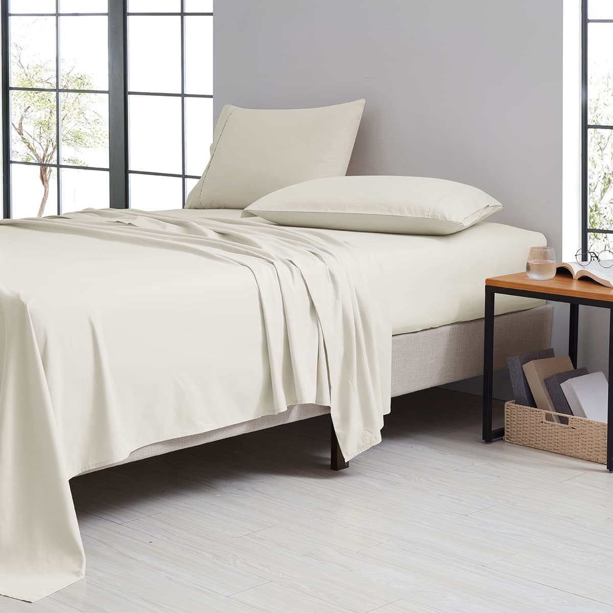 Bamboo Comfort - Bamboo 1800 Thread Count 4 Piece Luxury Solid Sheet Set - Ivory