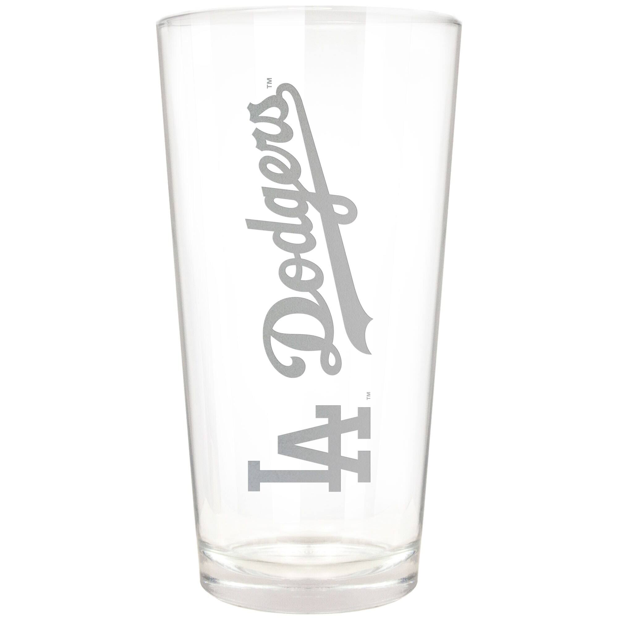 Front. Great American Products - Los Angeles Dodgers Etched 16oz. Vertical Rally Cry Pint Glass - Multicolor.